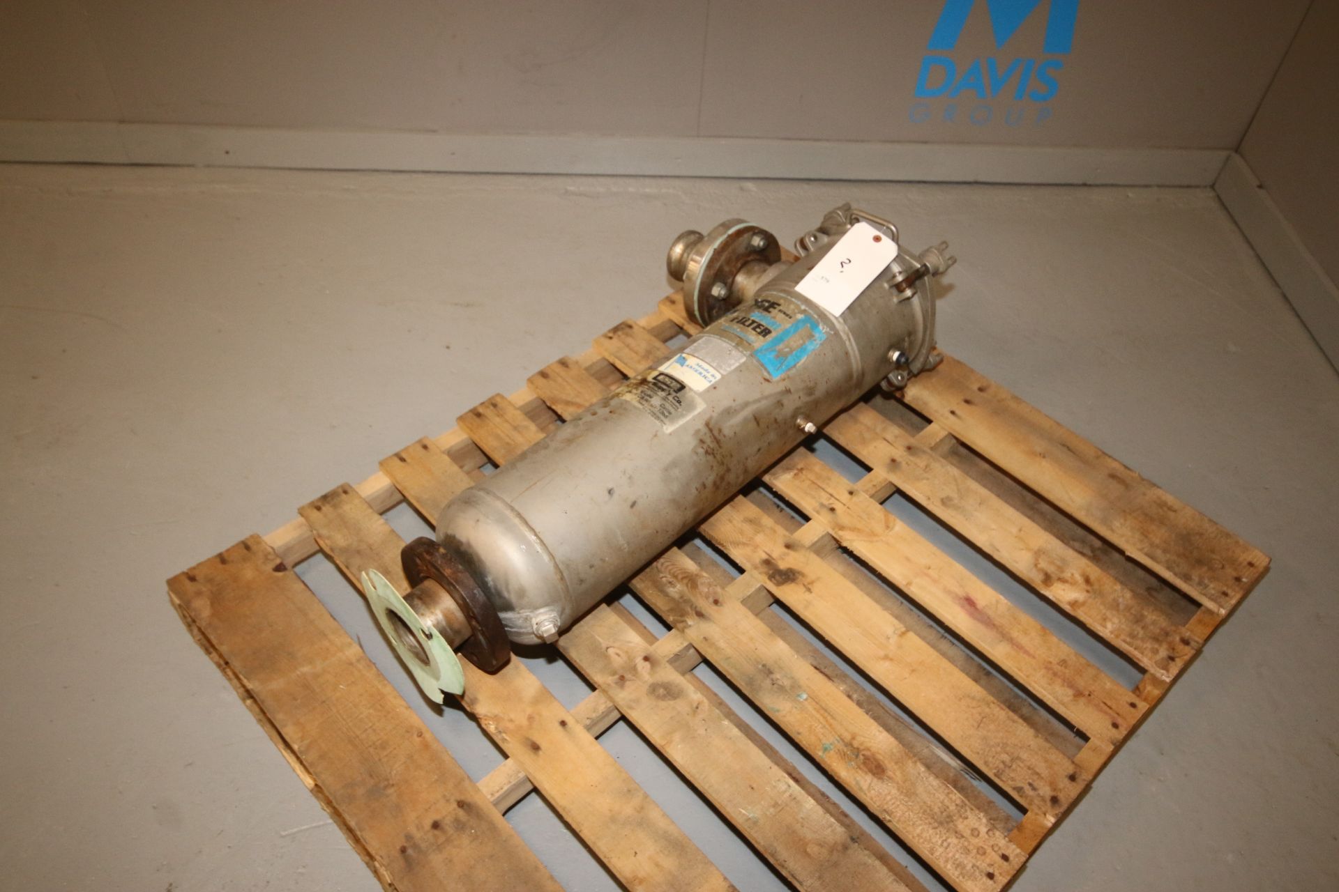 FSC S/S Filter Housing, S/N A06195, 150 PSI @ 220 F Max., 20 F @ 150 PSI Min., Overall Length: - Image 2 of 6