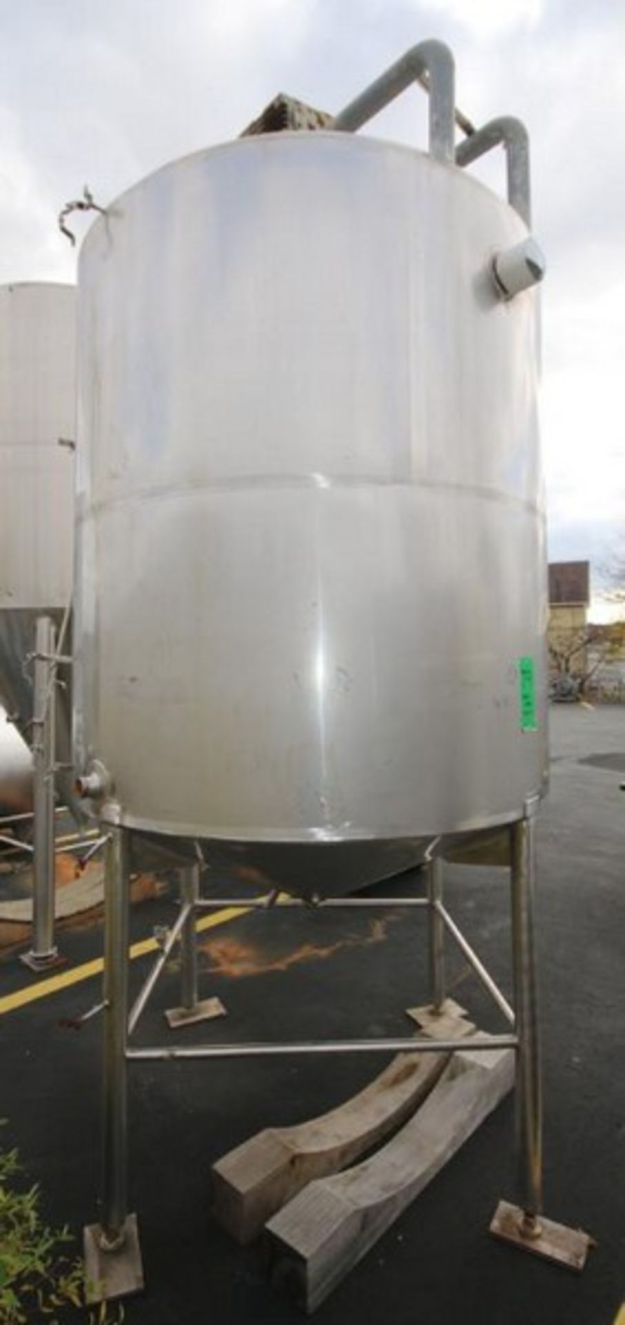 Aprox. 1,000 Gal. S/S Jacketed Tank, Dome Top Cone Bottom, with 5/2.5 hp 1740/840 RPM Agitator, 460V - Image 8 of 9
