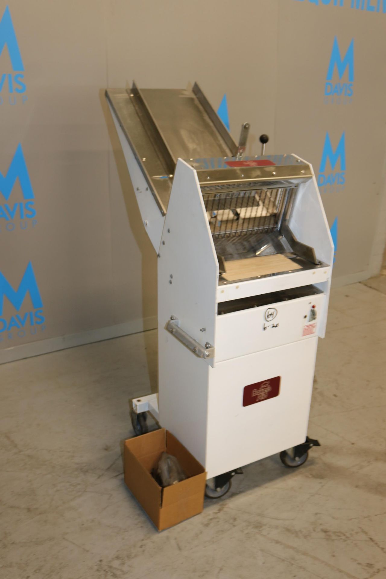 Baker's Aid Bread Slicer, M/N GMB12, S/N 9214 2326 00425, 115 Volts, 1 Phase, Mounted on Portable - Image 2 of 10