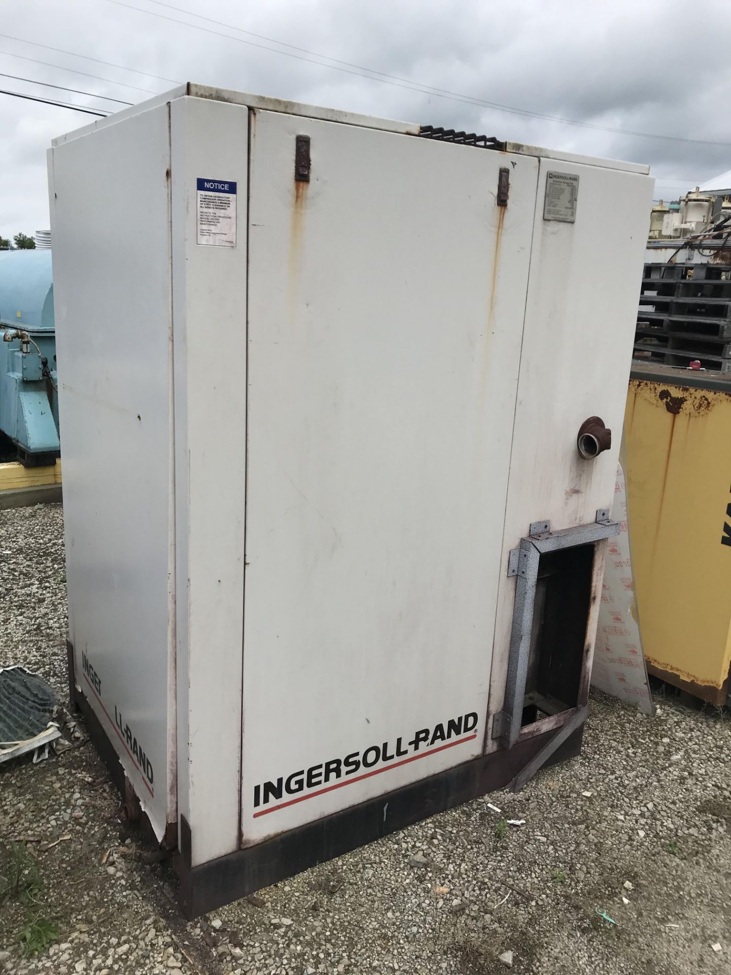 Used Ingersoll Rand 40 HP Air Compressor, Model SSR-EP 40SE, 153 CFM, 125 PSI, 40 HP Nomical Drive