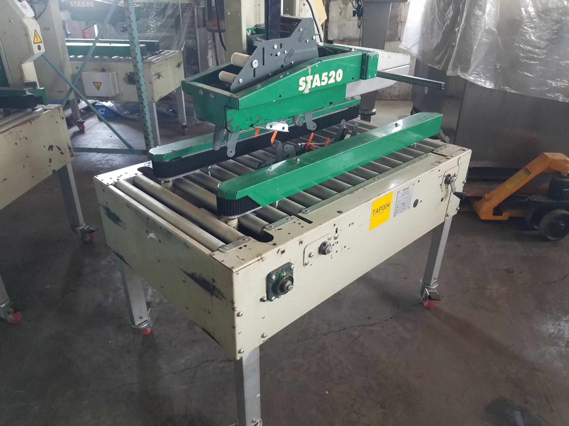 STA520 Top and Bottom Case Sealer, S/N AZ026360, Yr. 2005, 115 Volt, 2-Heads, Casters (Located - Image 2 of 5