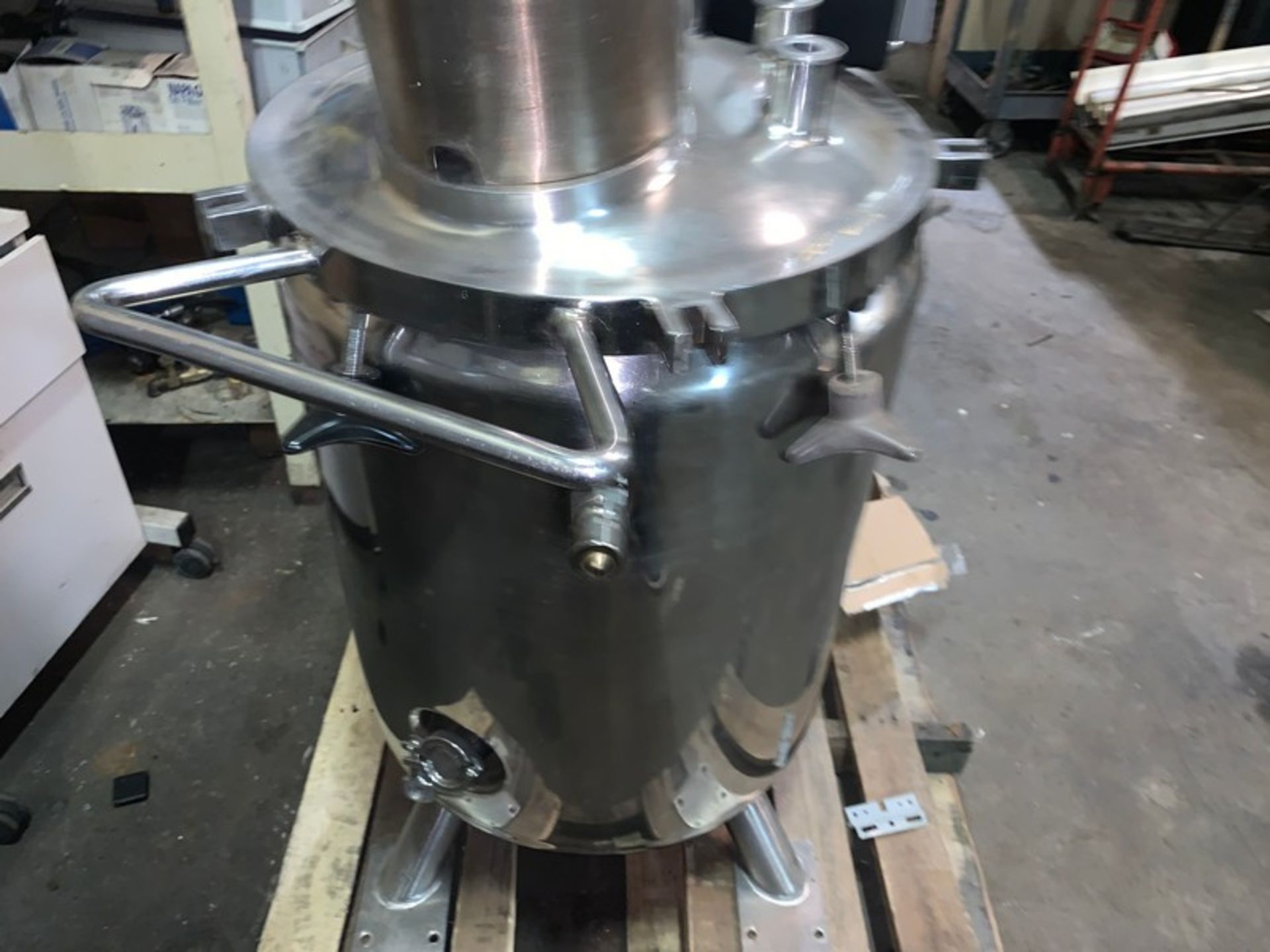 Lee Jacketed Kettle, Stainless Steel, 150-Liter; Working Pressure 30 PSI at 330F, jacket pressure - Image 2 of 6