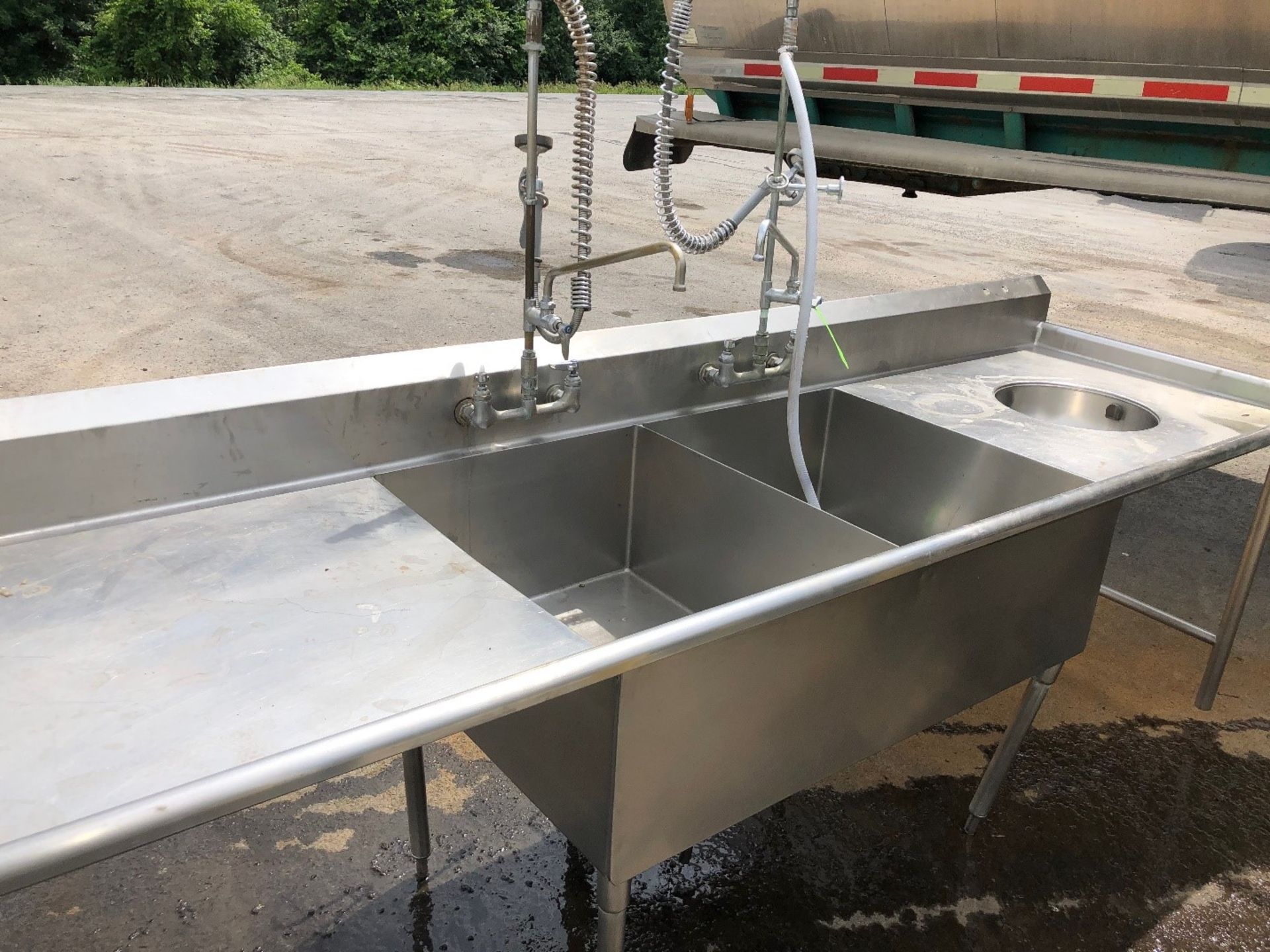 Double S/S Sink, 24/39 14" Deep with Counter Space - 10' / 32" - Overall Nice Rinse Station (Located