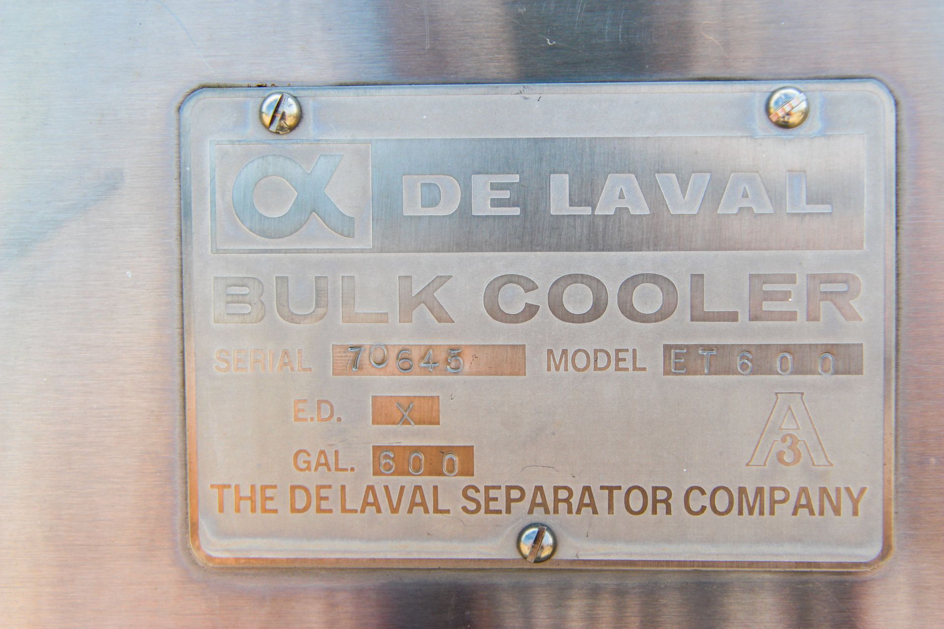 DE LAVAL S/S 600 GALLON JACKETED BULK MILK COOLER, MODEL ET600, S/N 70645, TOP-MOUNT AGITATION ( - Image 5 of 5