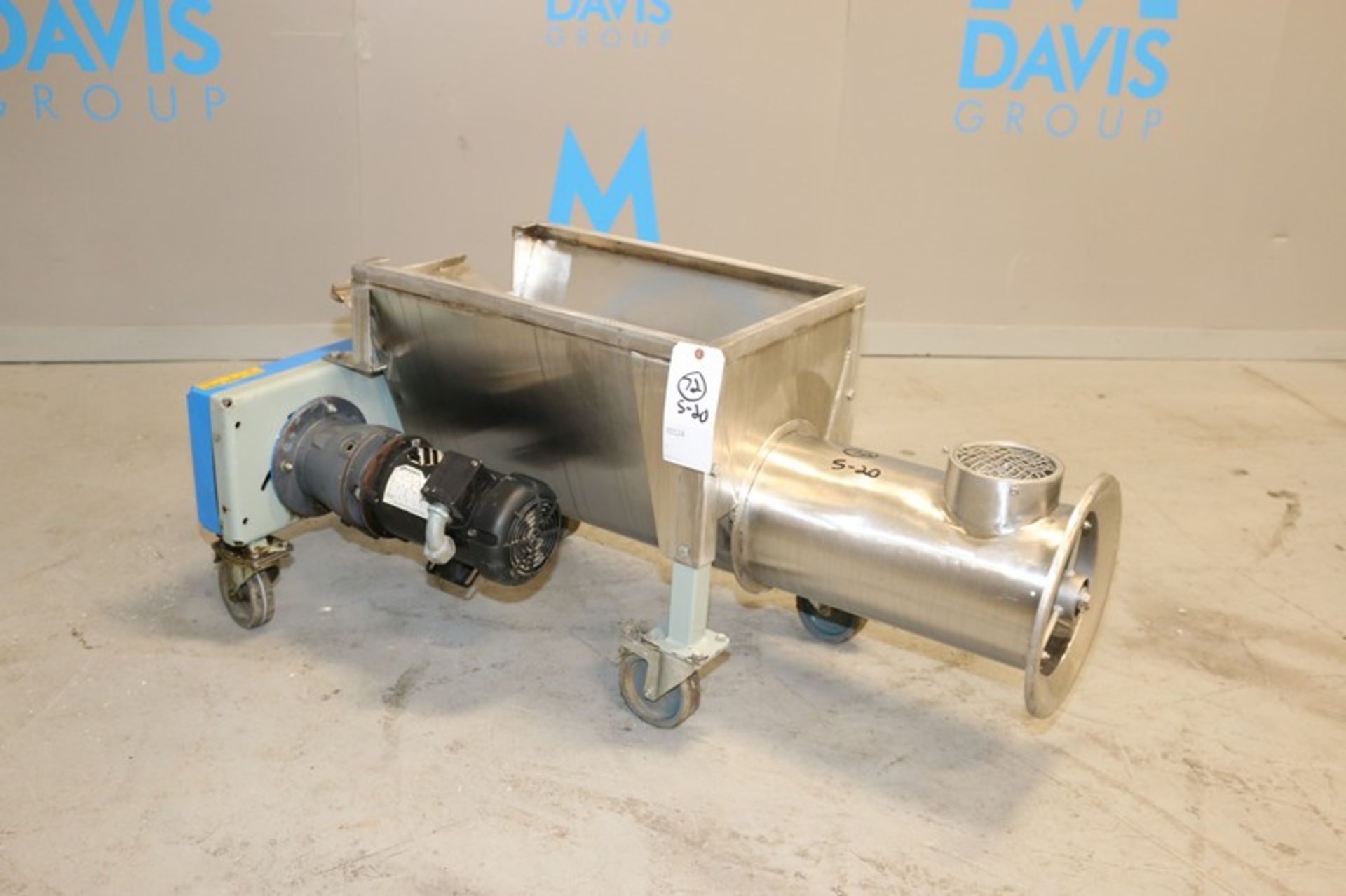 Floveyor S/S Screw Feeder, Type FM392dCE-47, S/N OTH10347, Mass 140 Kg, with S/S Dischage, Aprox. 9"