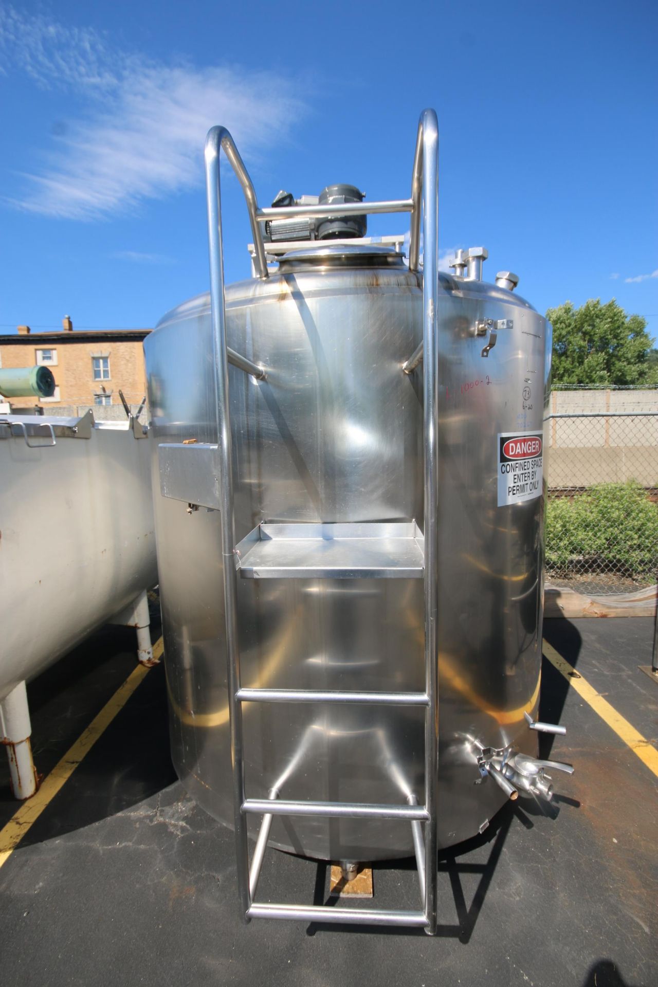 Cherry-Burrell 1,000 Gal. S/S Batch Processor, M/N EPDA, S/N 1000-80-2475, with Top Mounted - Image 8 of 17