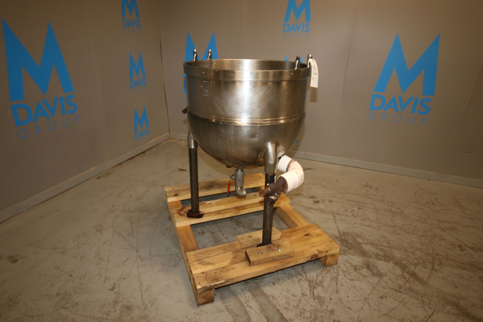 Groen 60 Gal. S/S Kettle, M/N TA 60, S/N 30549 B, Max. Allow W.P. 100 PSI, Max. Allow Temp. 650 F,