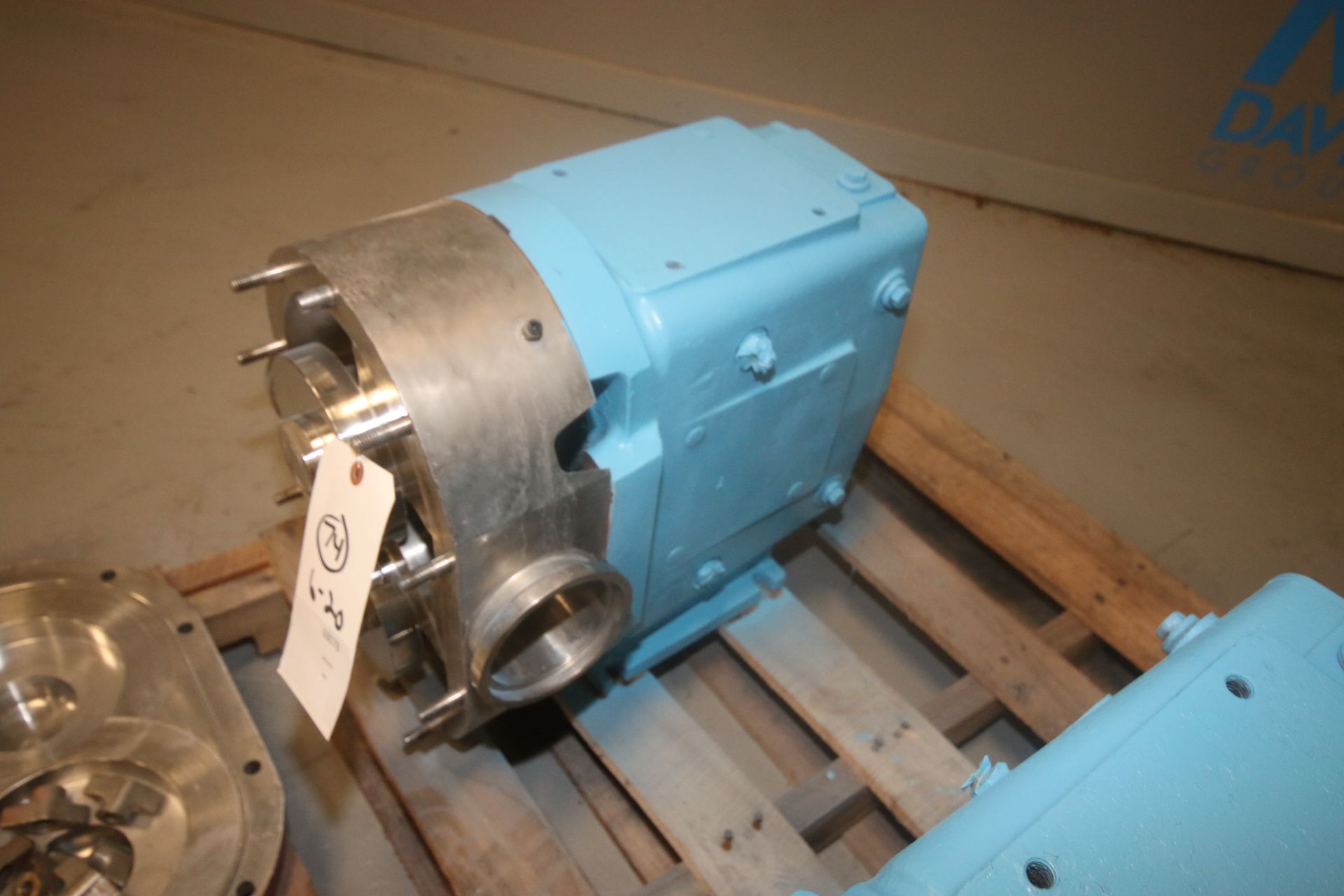 WCB Positive Displacement Pump Head, M/N 220, S/N 200855 97, with Aprox. 4-1/2" S/S Clamp Type - Image 5 of 9