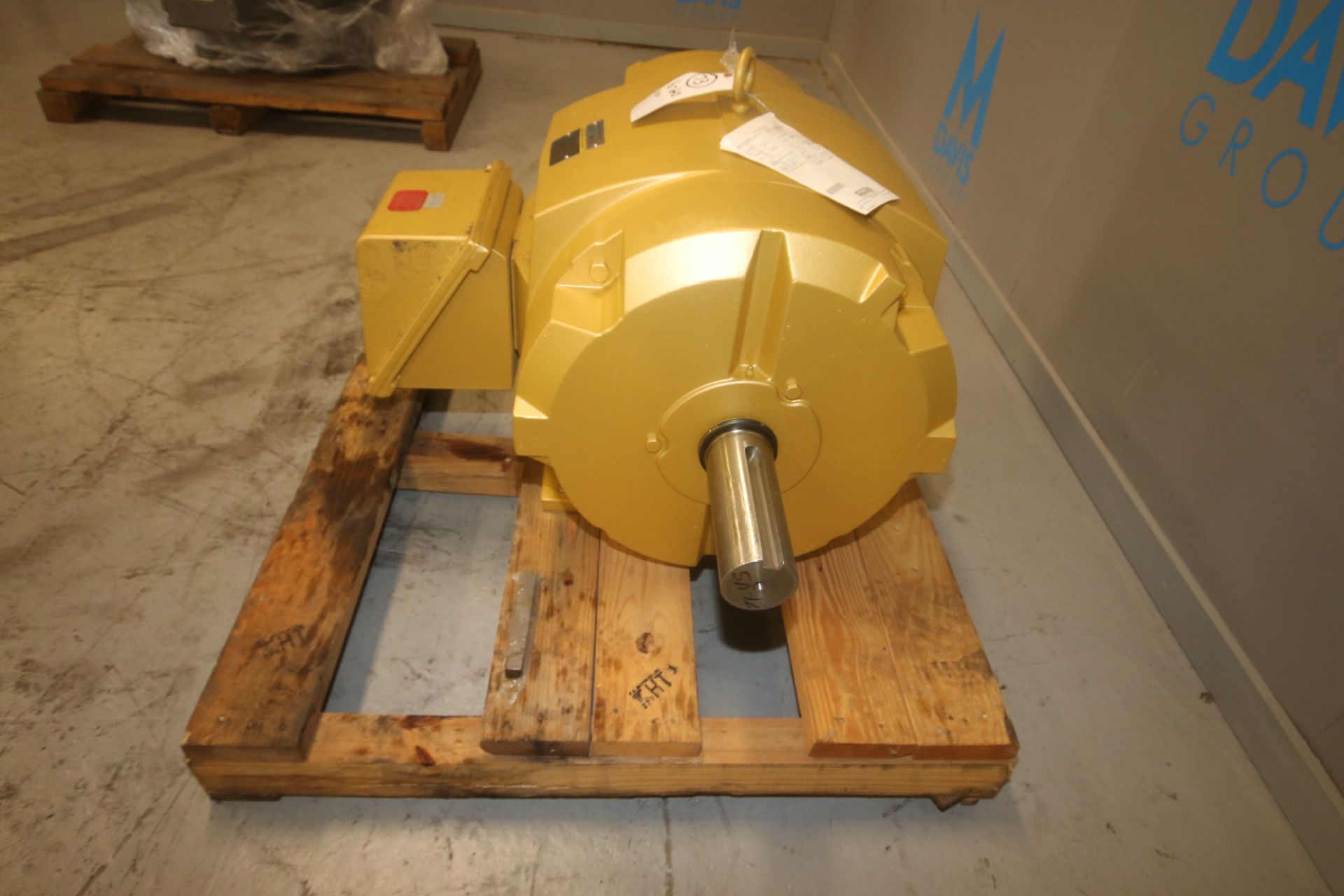 NEW Baldor 150 hp Motor, 1785 RPM, 460 Volts, 3 Phase (IN#70259)(LOCATED AT M. DAVIS GROUP AUCTION - Image 4 of 6