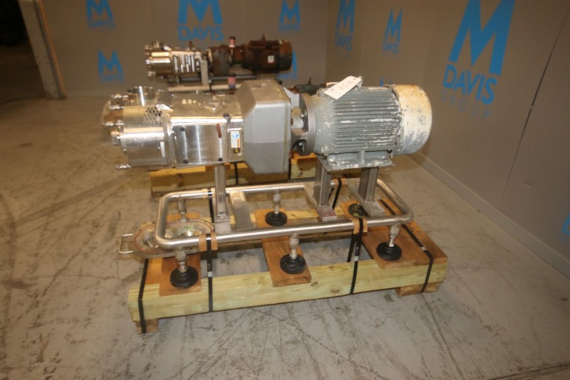 Waukesha Cherry Burrell 20 hp Positive Displacement Pump, M/N 220U2, S/N 369821-04, with Sterling - Image 3 of 8