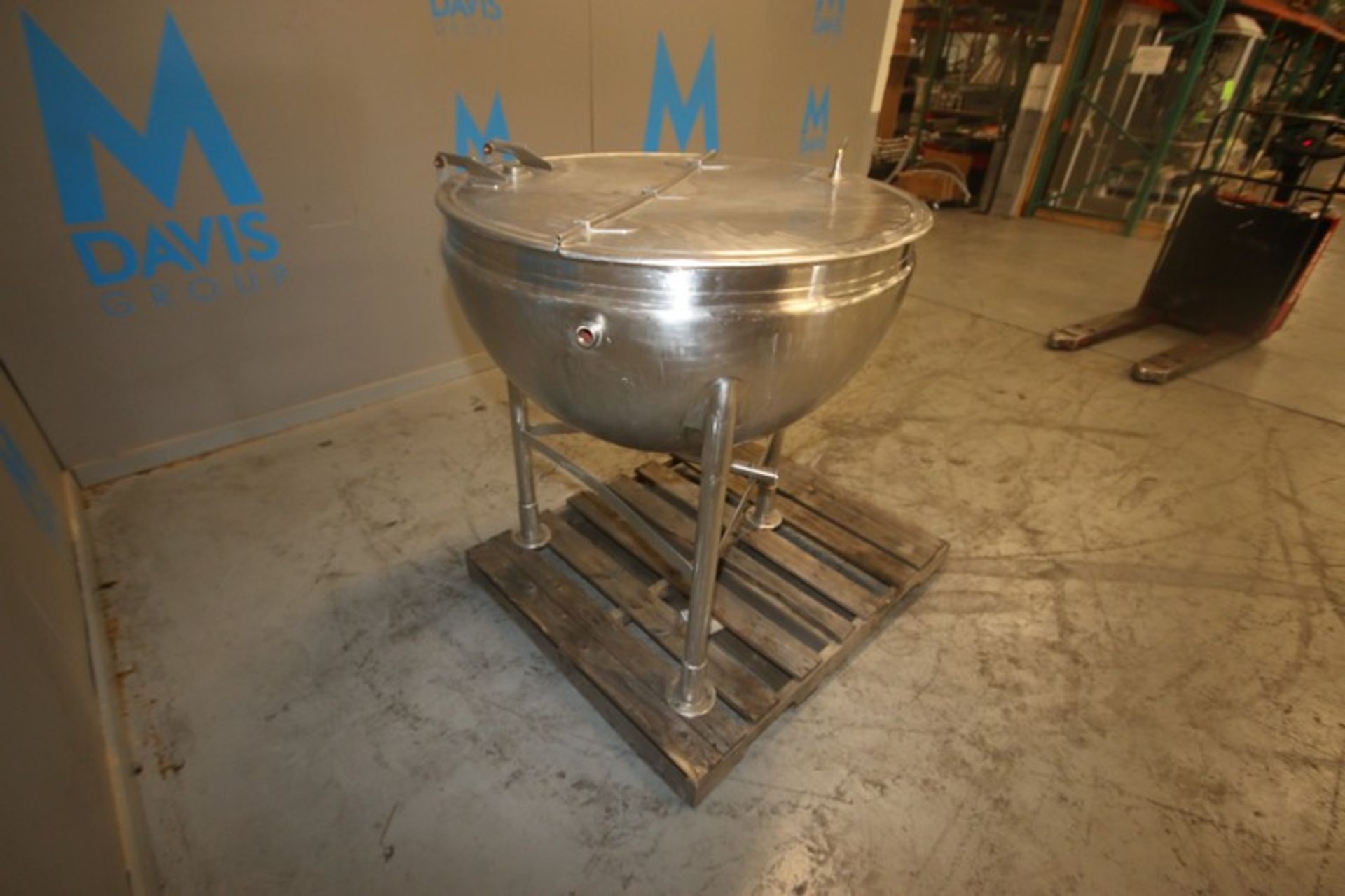 Groen 60 Gal. S/S Kettle, S/N 25136, 40 W.P., Mounted on S/S Legs, with (2) S/S Hinge Lids (IN# - Image 3 of 8