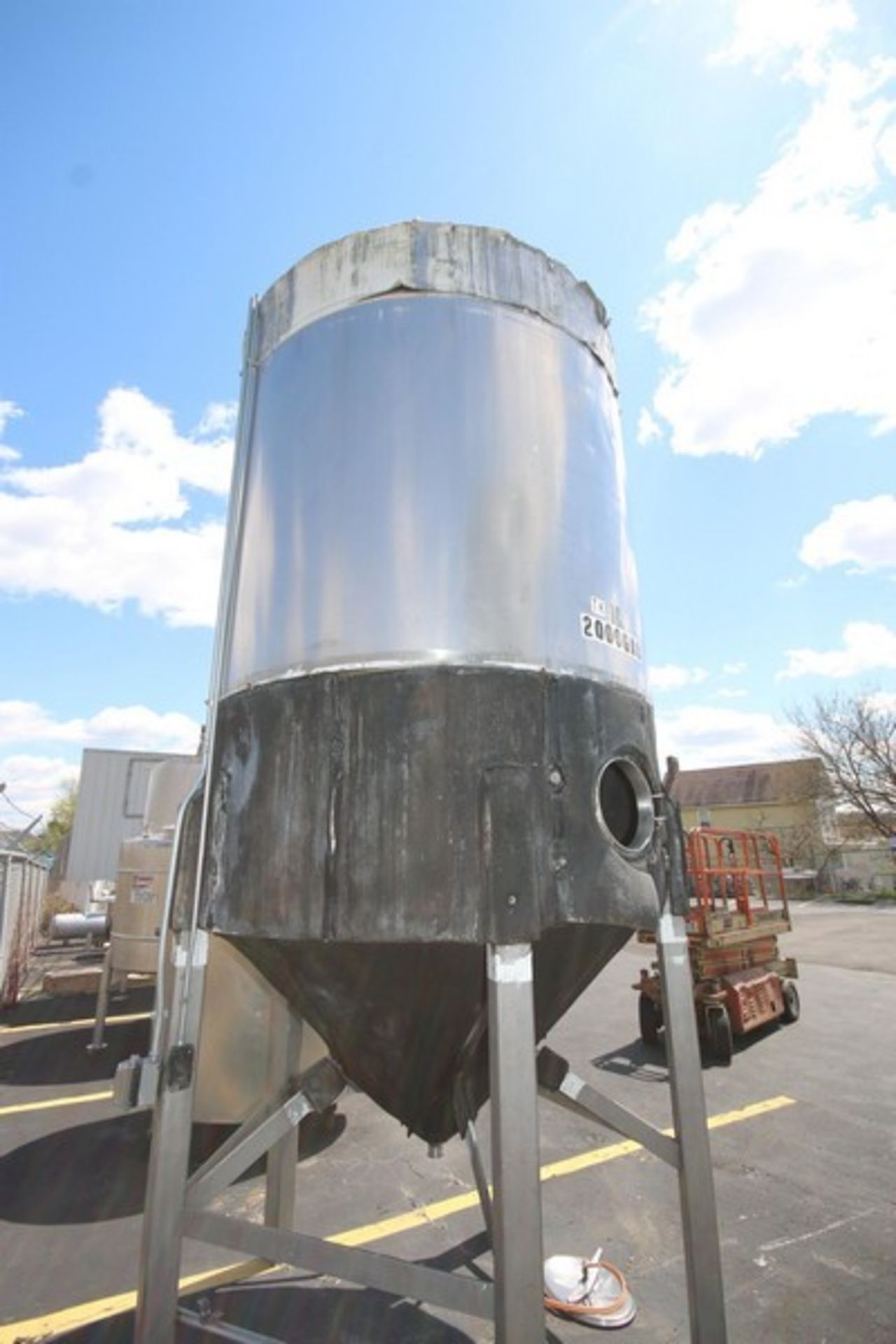 2,000 Gal. Jacketed S/S Fermentation Tank, with Side Mount Man Door, Dome Top Cone Bottom, with 2" - Image 7 of 17