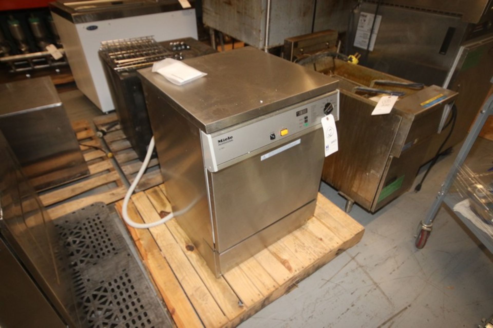 Miele S/S Dish Washer,Type GG 02, M/N G 7804, S/N 74308705, 208 Volts, Overall Dims.: Aprox. 25" L x - Image 2 of 5