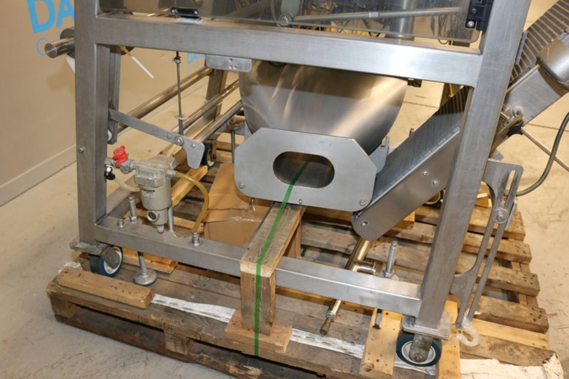 TUCS VFFS, M/N TVF-10-25-C, S/N 0098, with Aprox. 12" W Discharge Conveyor, with Control Panel - Image 9 of 14