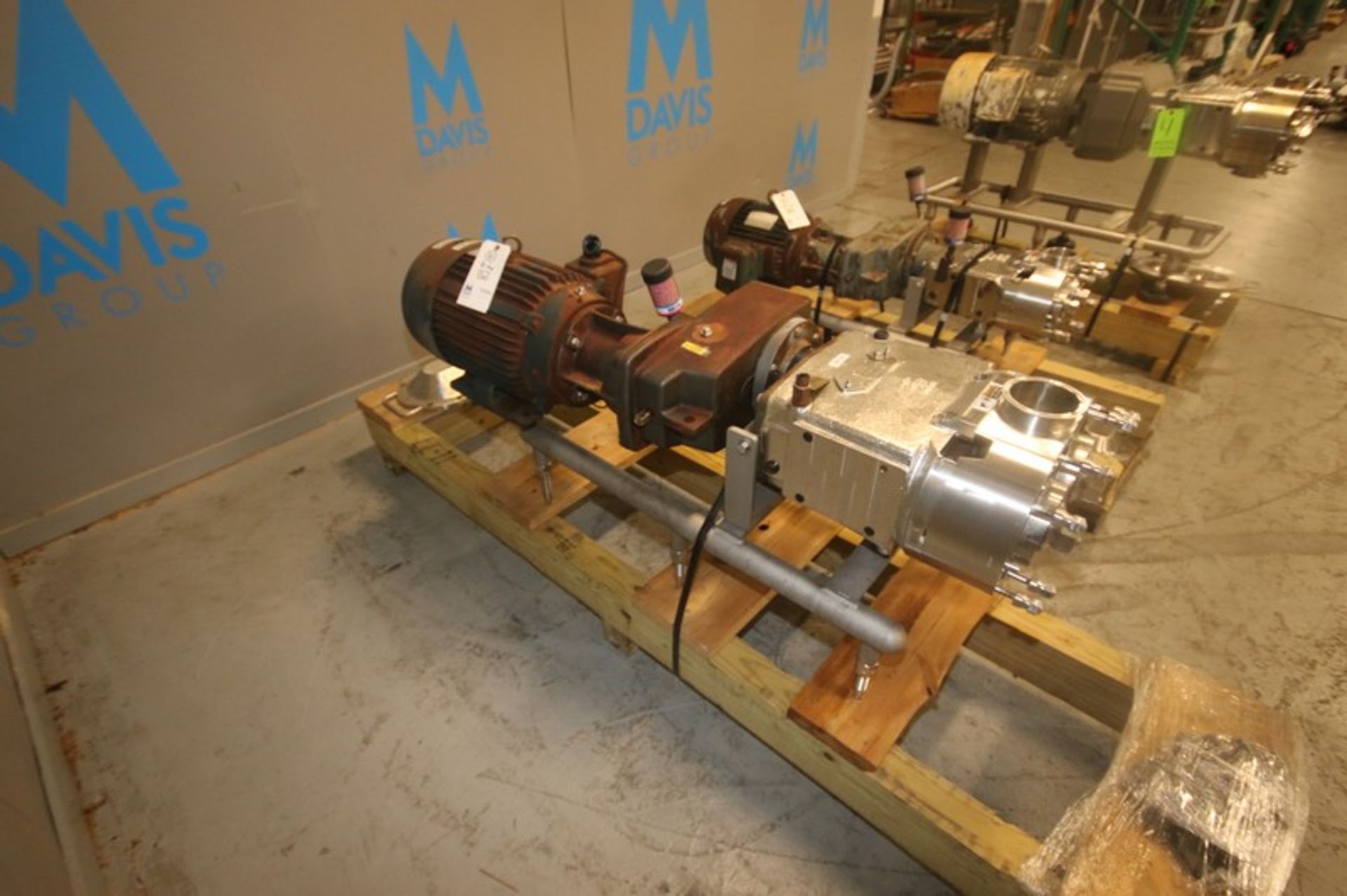 Waukesha Cherry Burrell 20 hp Positive Displacement Pump, M/N 220 U2 2010, S/N 100002501947, with - Image 5 of 7