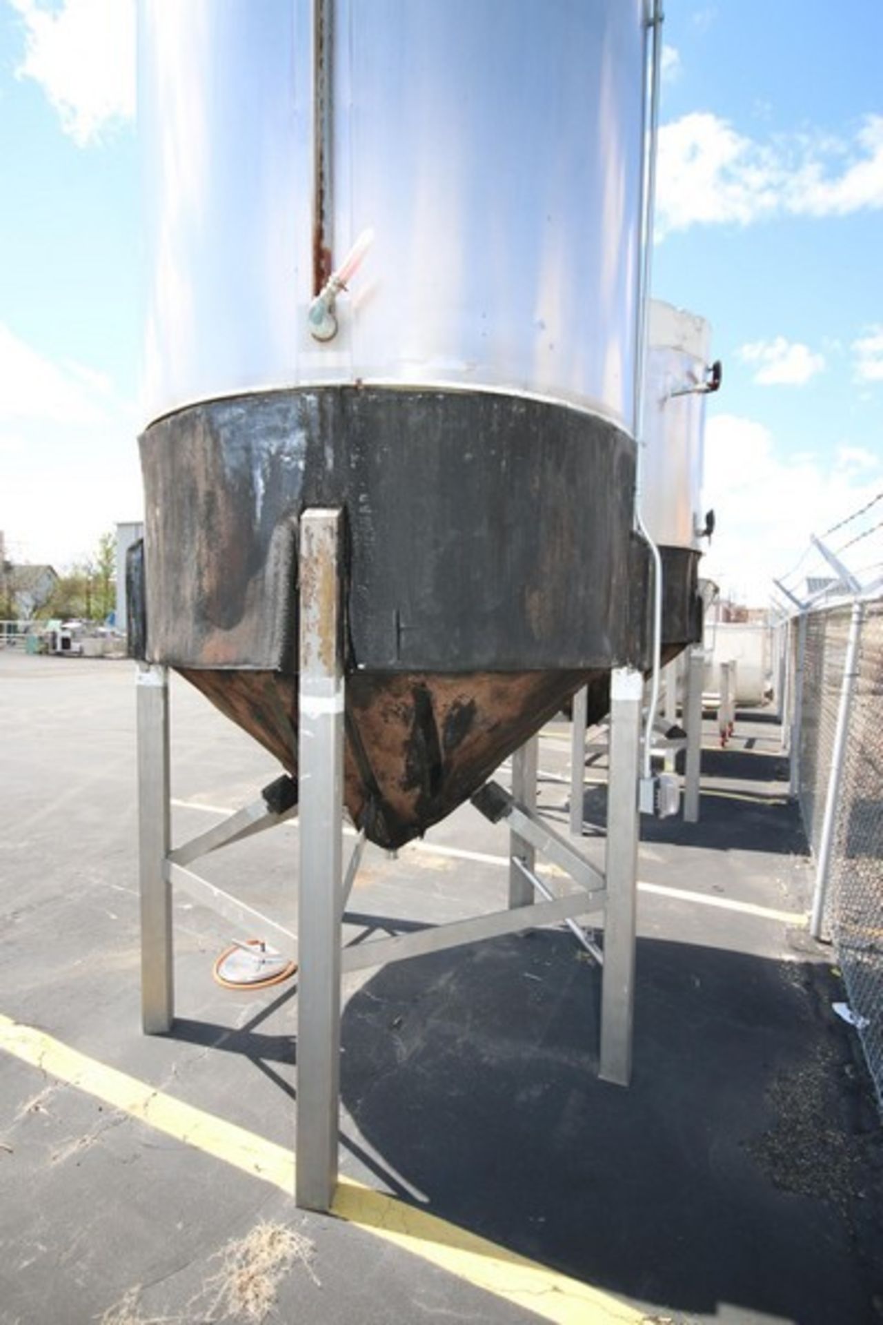 2,000 Gal. Jacketed S/S Fermentation Tank, with Side Mount Man Door, Dome Top Cone Bottom, with 2" - Image 16 of 17