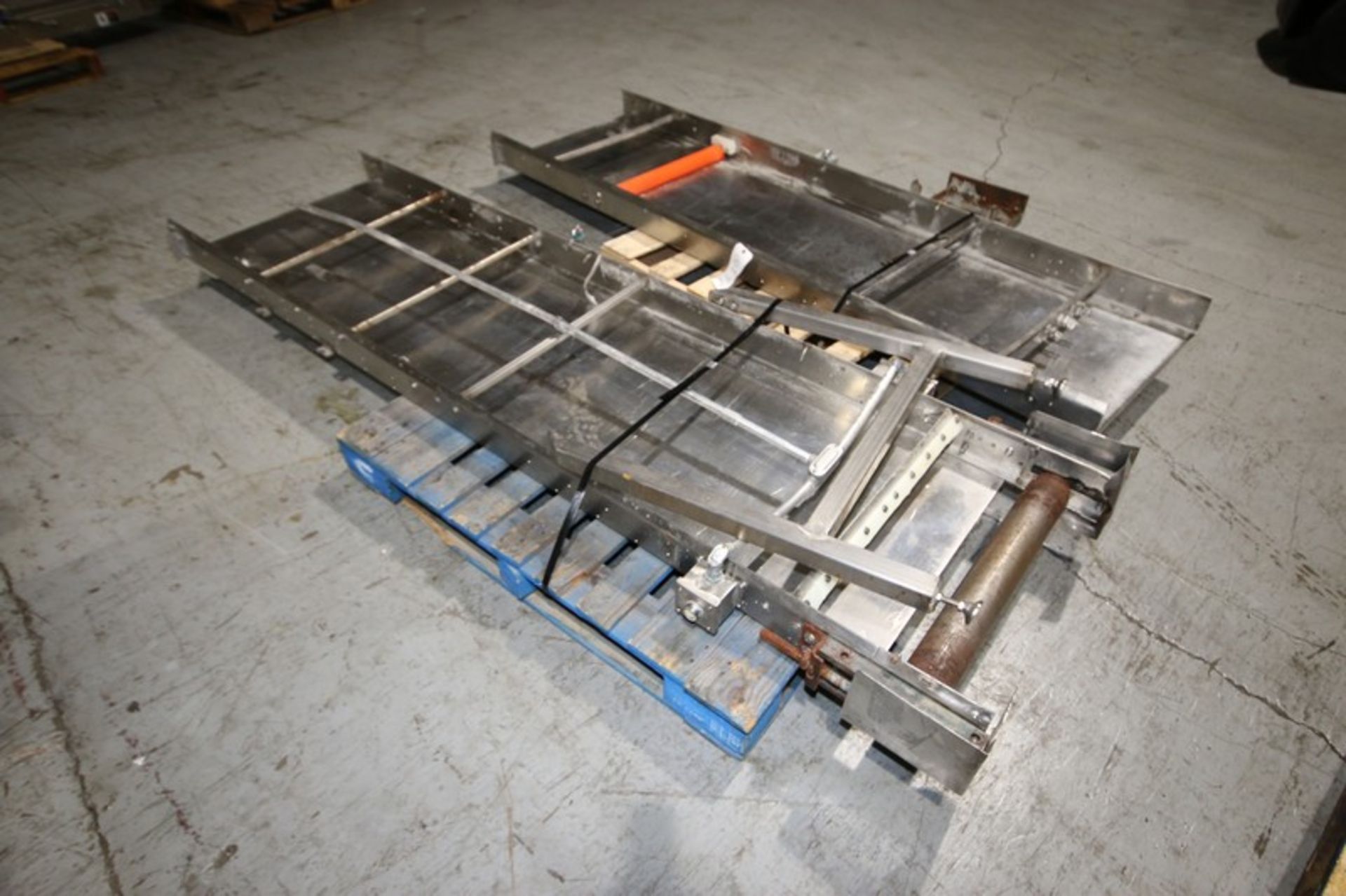 24" W S/S Sheeter, with Bottom Mounted Motor,with (2) S/S Infeed & Outfeed Conveyor Frames, - Image 7 of 8