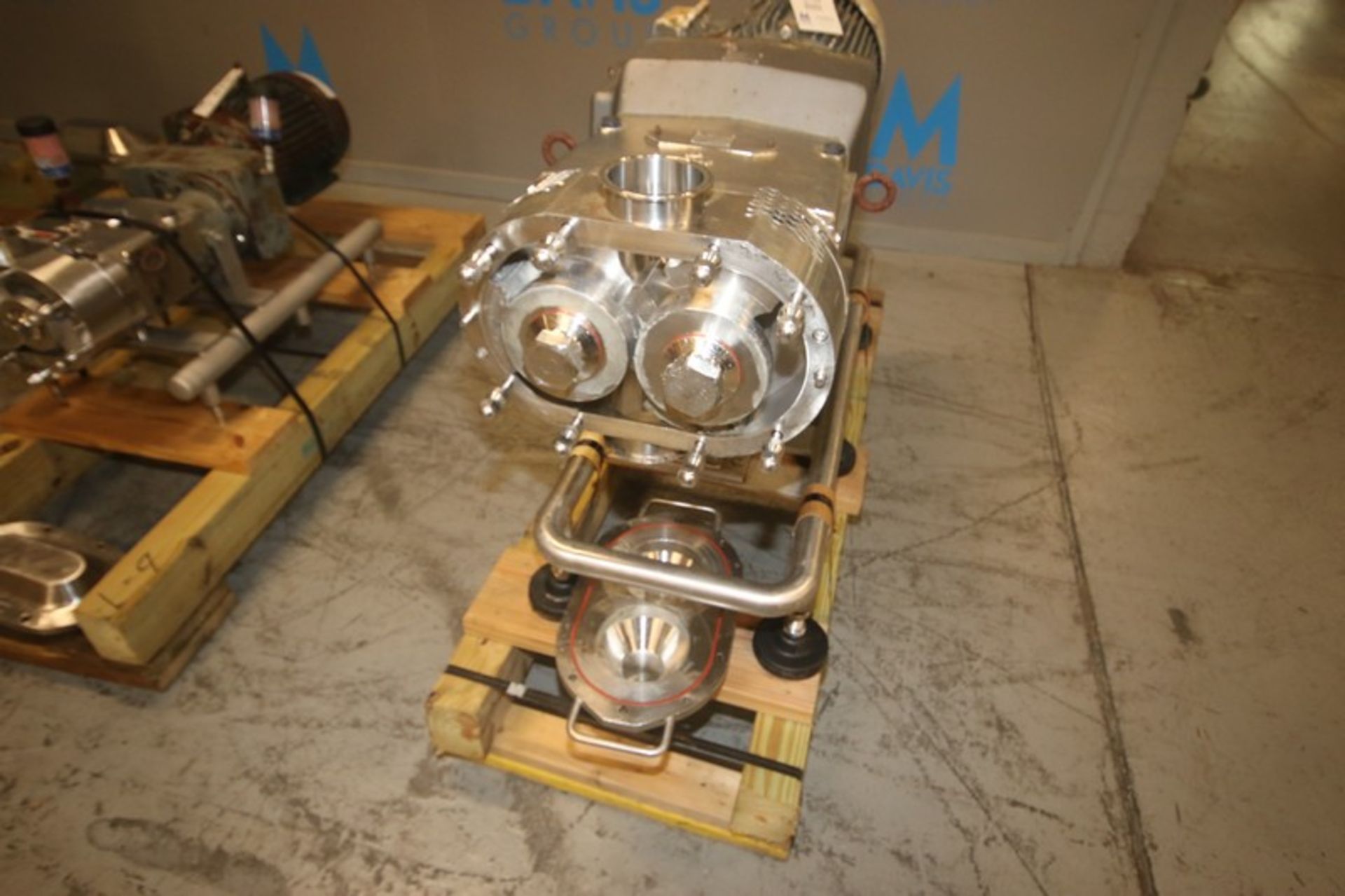 Waukesha Cherry Burrell 20 hp Positive Displacement Pump, M/N 220U2, S/N 369821-04, with Sterling - Image 4 of 8