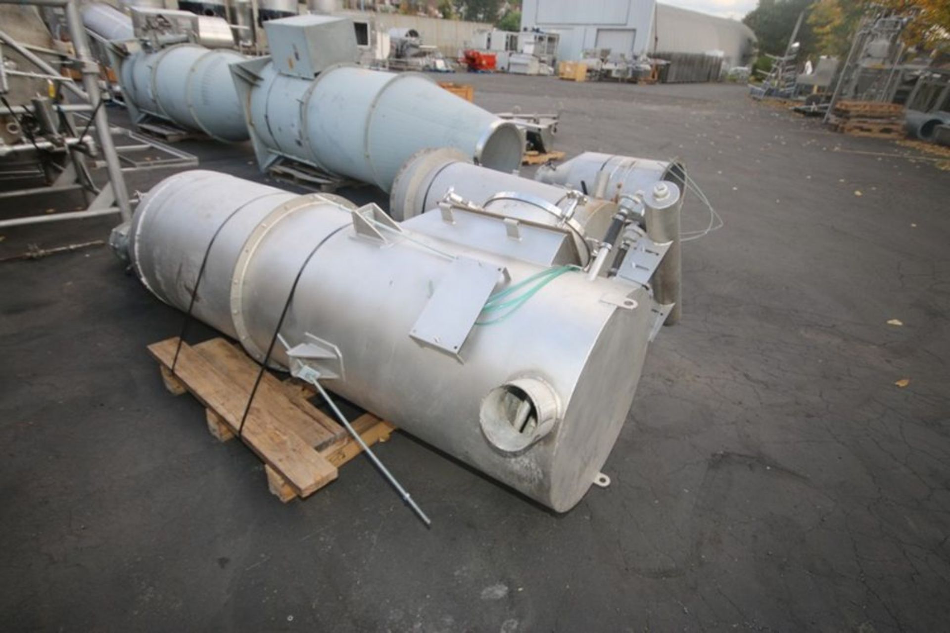 S/S Incline Cone Filter,Aprox. 11' L x 30" Dia., with (2) Supporting Components with Man Doors ( - Image 3 of 15