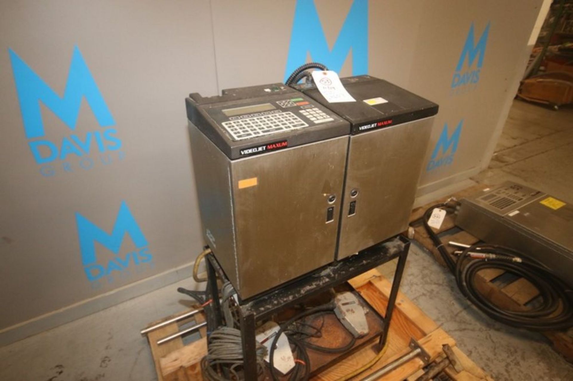 VideoJet Maxum Ink Jet Coder, M/N MAXUM, S/N H94D03033, 115 Volt, 1 Phase, with Stands (IN#69607) ( - Image 3 of 8
