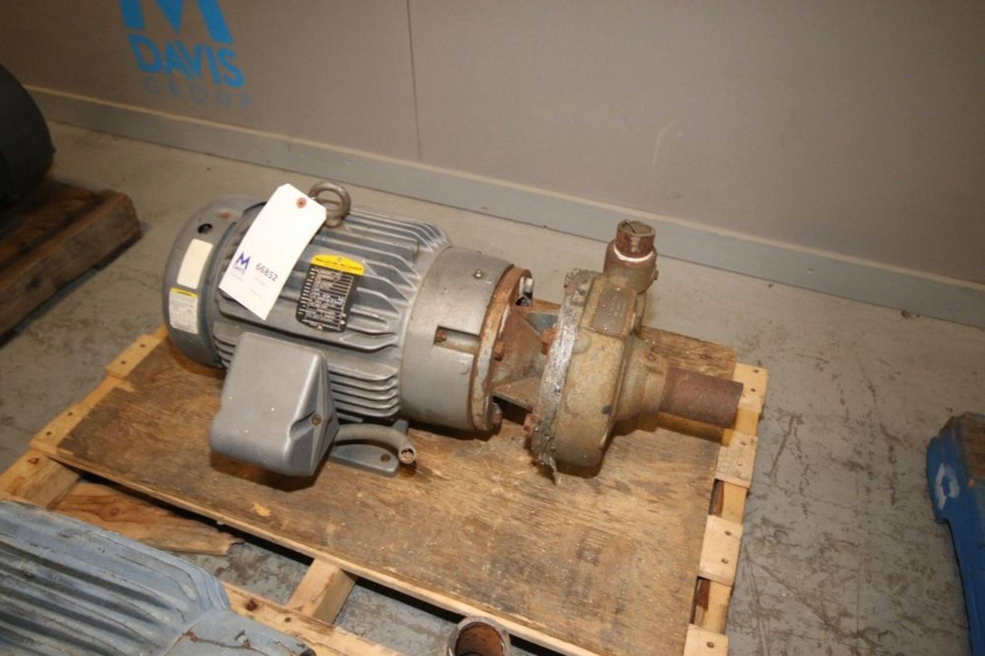 15 hp Centrifugal Pump, M/N SMP 3000, S/N 1087/6118, Size 1.5/7 15-4-C, with Baldor 3500, 208-230/