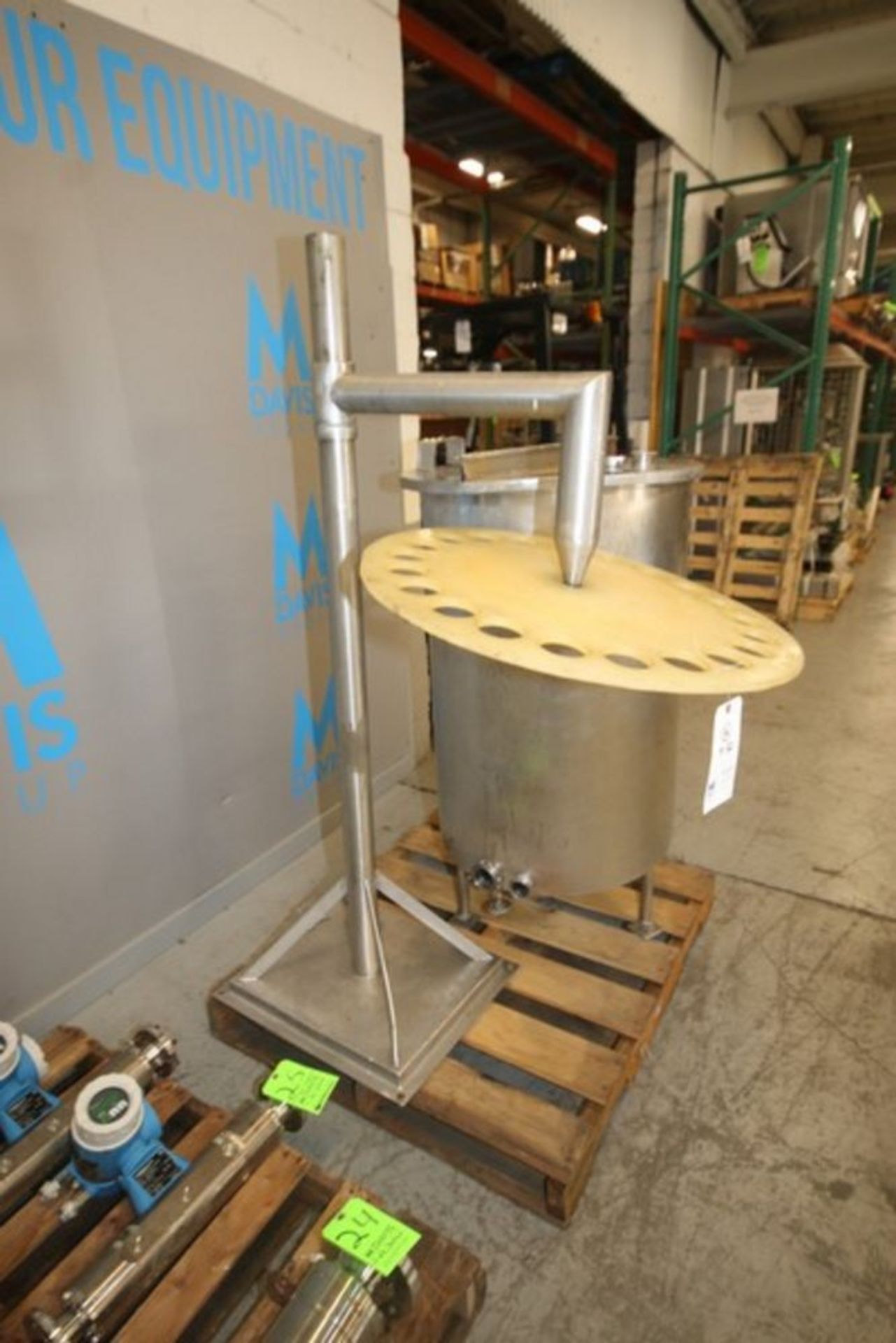 Aprox. 90 Gal. S/S Vertical Single Wall Tank, with 21-Station Rubber Press, Mounted on S/S Frame( - Image 3 of 6