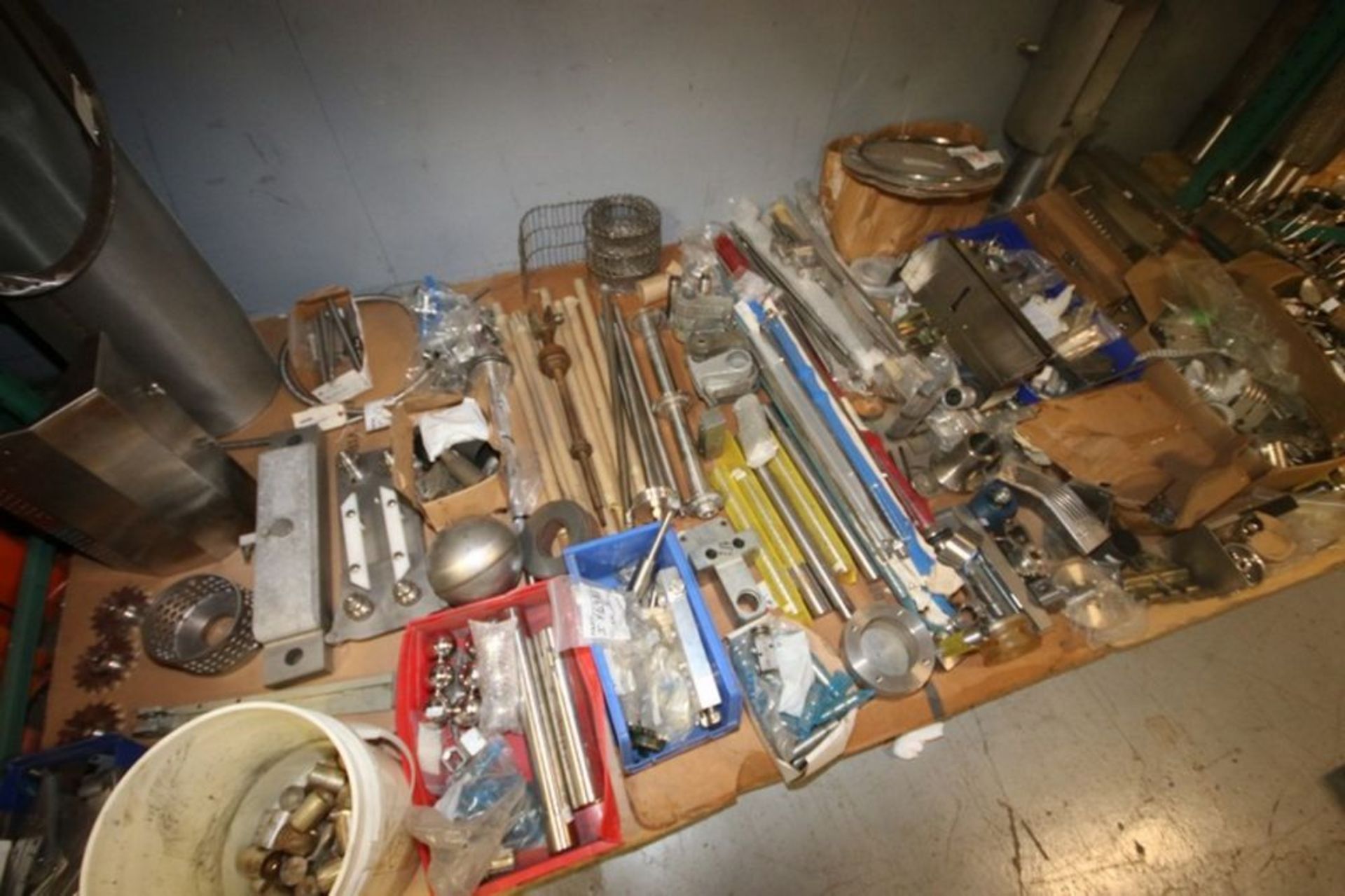 Lot of Assorted S/S Parts & Fittings, Includes S/S Drive Shafts, S/S Fittings, S/S Sprockets, S/S - Image 5 of 9