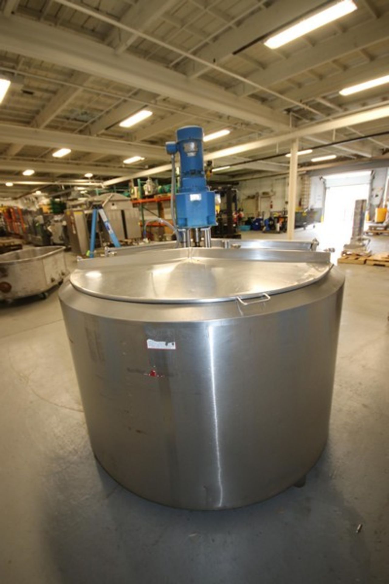 Crepaco Aprox. 500 Gal. Hinged Lid Insulated S/S Tank, S/N C8652, with 5 hp / 1725 RPM 230/460V - Image 4 of 11