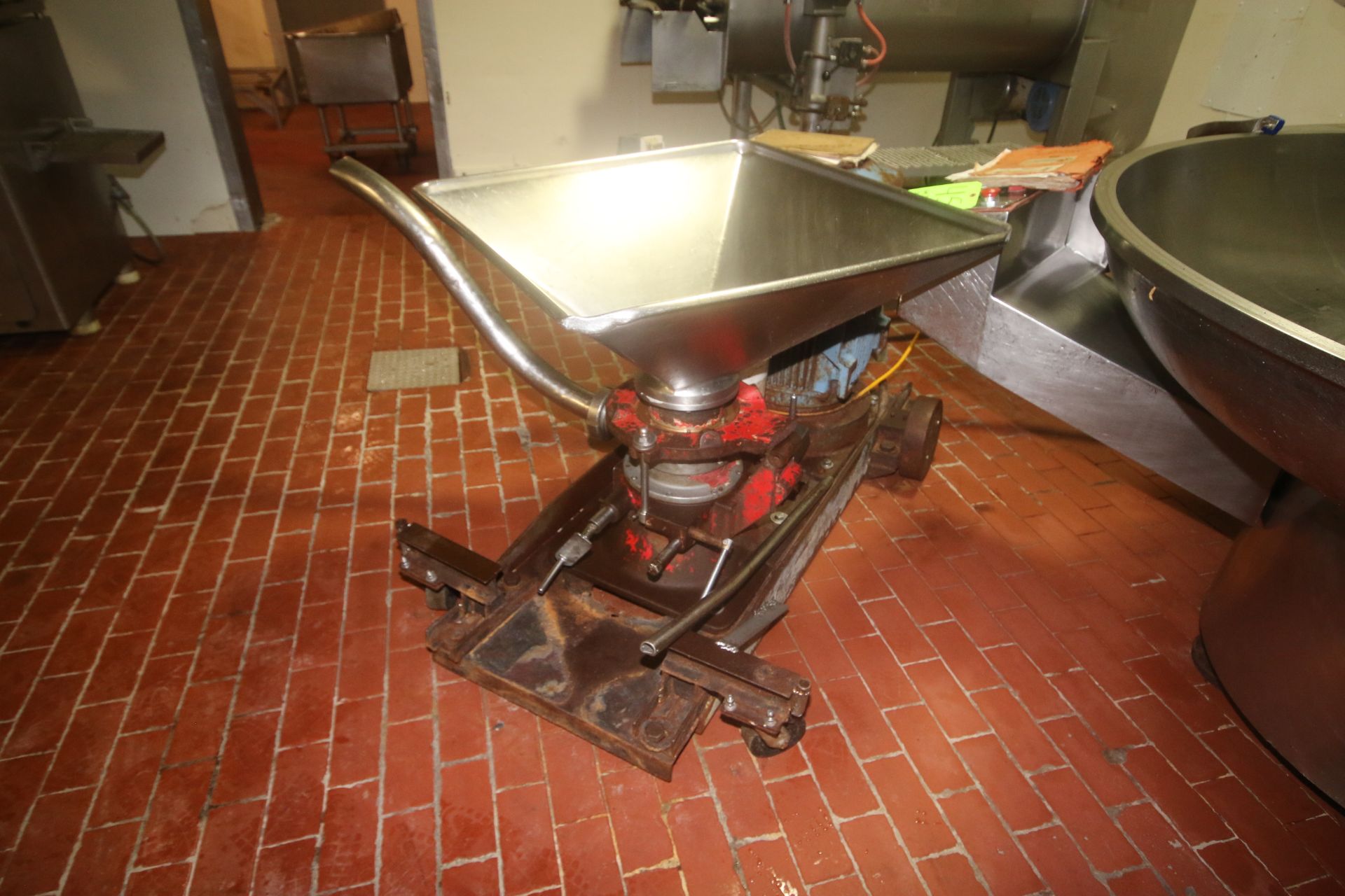 Griffith's Mince Master, with 60 hp Motor, 230/460 Volts, 3 Phase, with Aprox. 34" Dia. S/S - Image 10 of 16