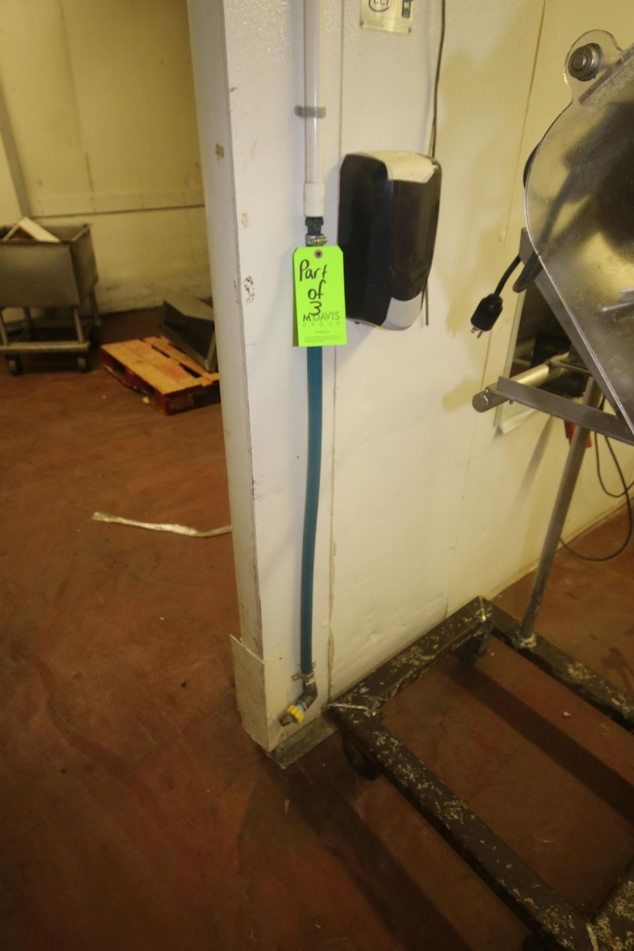 S/S Portable Foaming Station, with Hose, with (2) Zep Wall Mounted Foaming Stations, with Hose & - Image 6 of 6