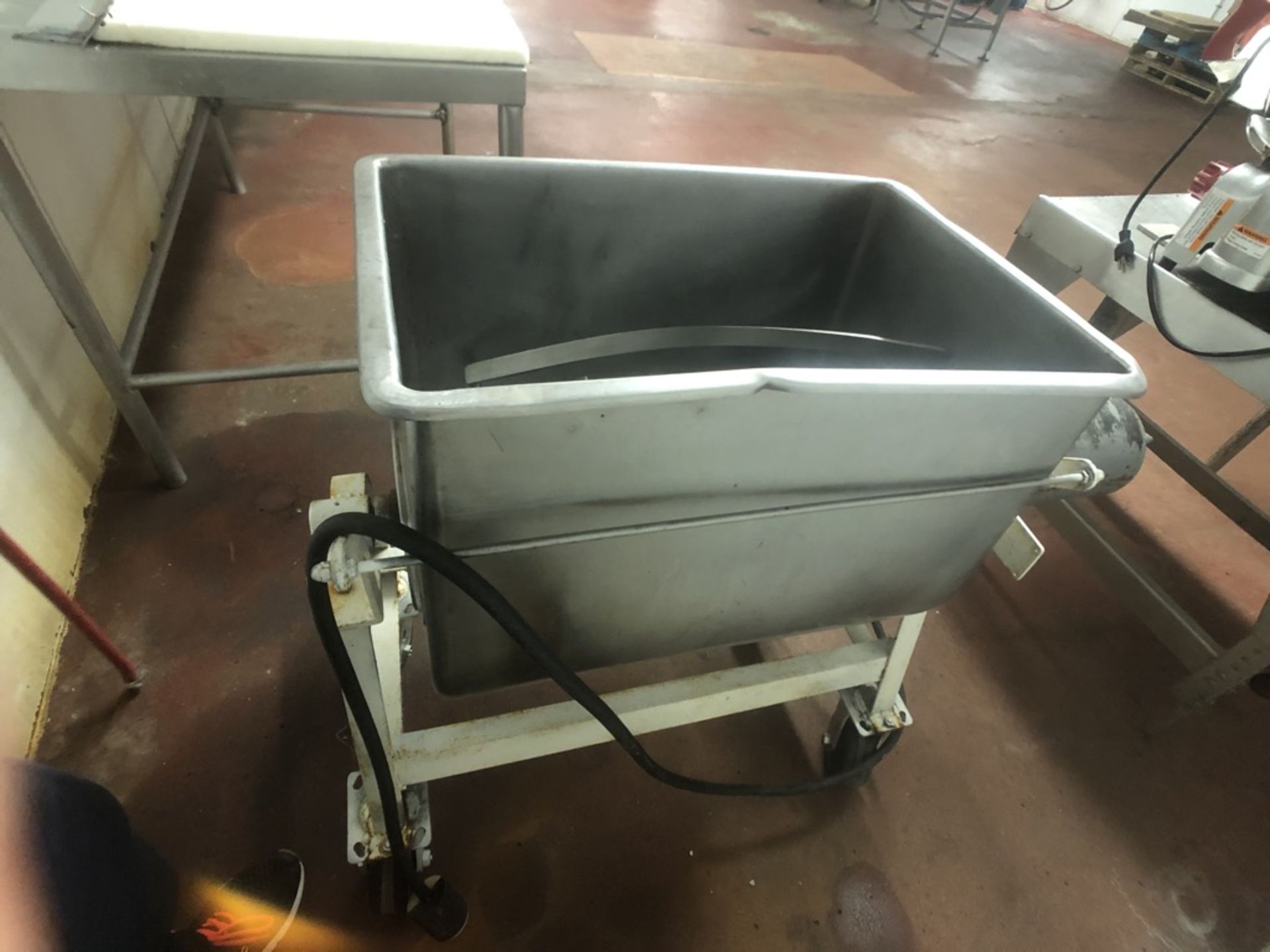 S/S Paddle Blender, Compartment Dims.: Aprox. 23-1/2" L x 16" W x 20" Deep, with Hydraulic Motor, - Image 2 of 14