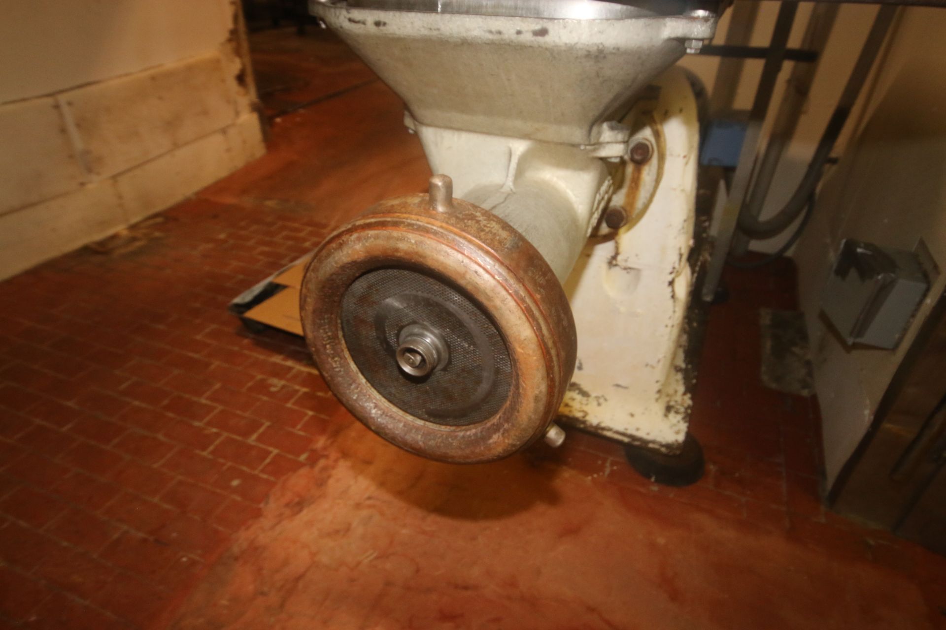 Buffalo Meat Grinder, M/N NO HV-11, Crown Triton 40 HP Motor, with Aprox. 10" Dia. Discharge, 1480 / - Image 17 of 25