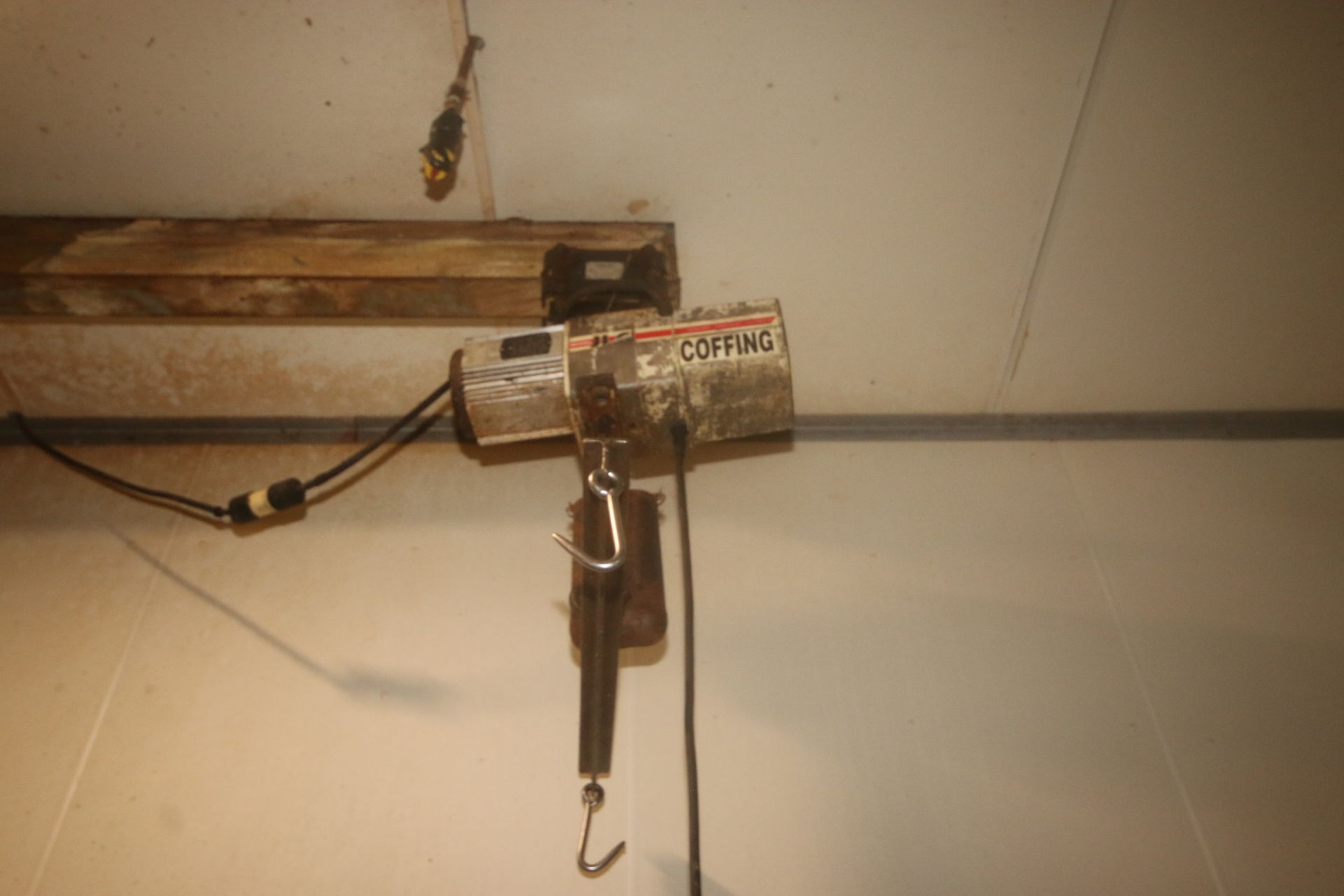 Coffing 1 Ton Electric Hoist, with Cross Beam, with (1) S/S Hook Attachment, with Hand Controller ( - Image 2 of 3