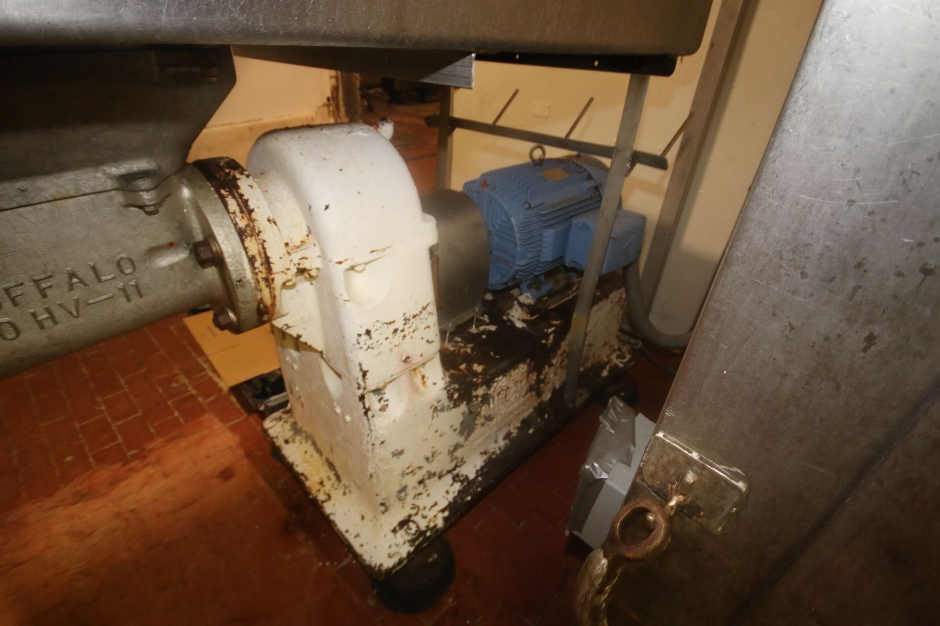 Buffalo Meat Grinder, M/N NO HV-11, Crown Triton 40 HP Motor, with Aprox. 10" Dia. Discharge, 1480 / - Image 22 of 25