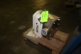 NEW SPX Positive Displacement Pump Head, Size R6, S/N 10000003031840, with Aprox. 3" Clamp Type