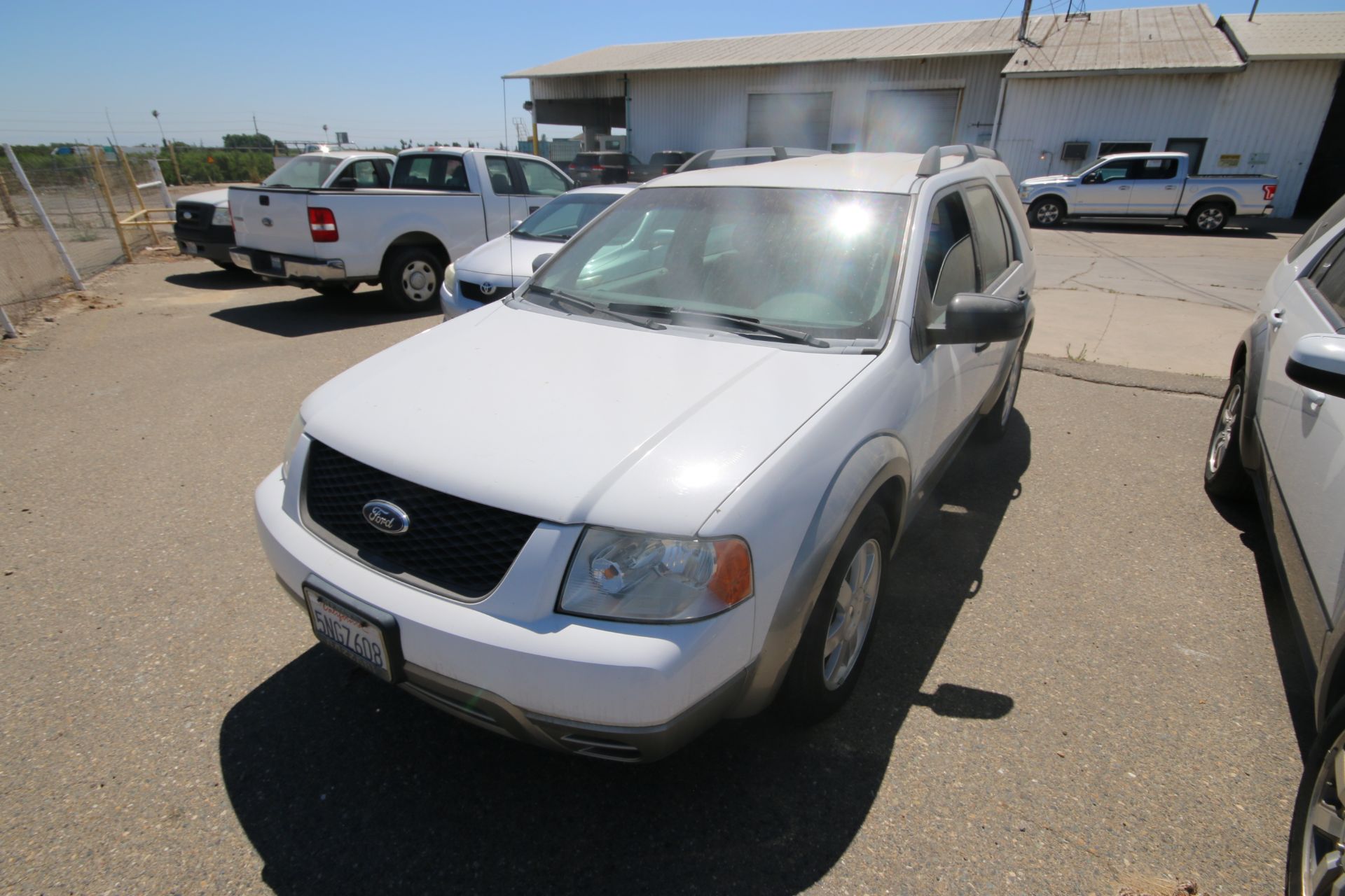 2006 Ford Freestyle, VIN #: 1FMDKO11X6GA41766, with 108,982 Miles, License Plate #: 5NGZ608, Started - Image 2 of 22