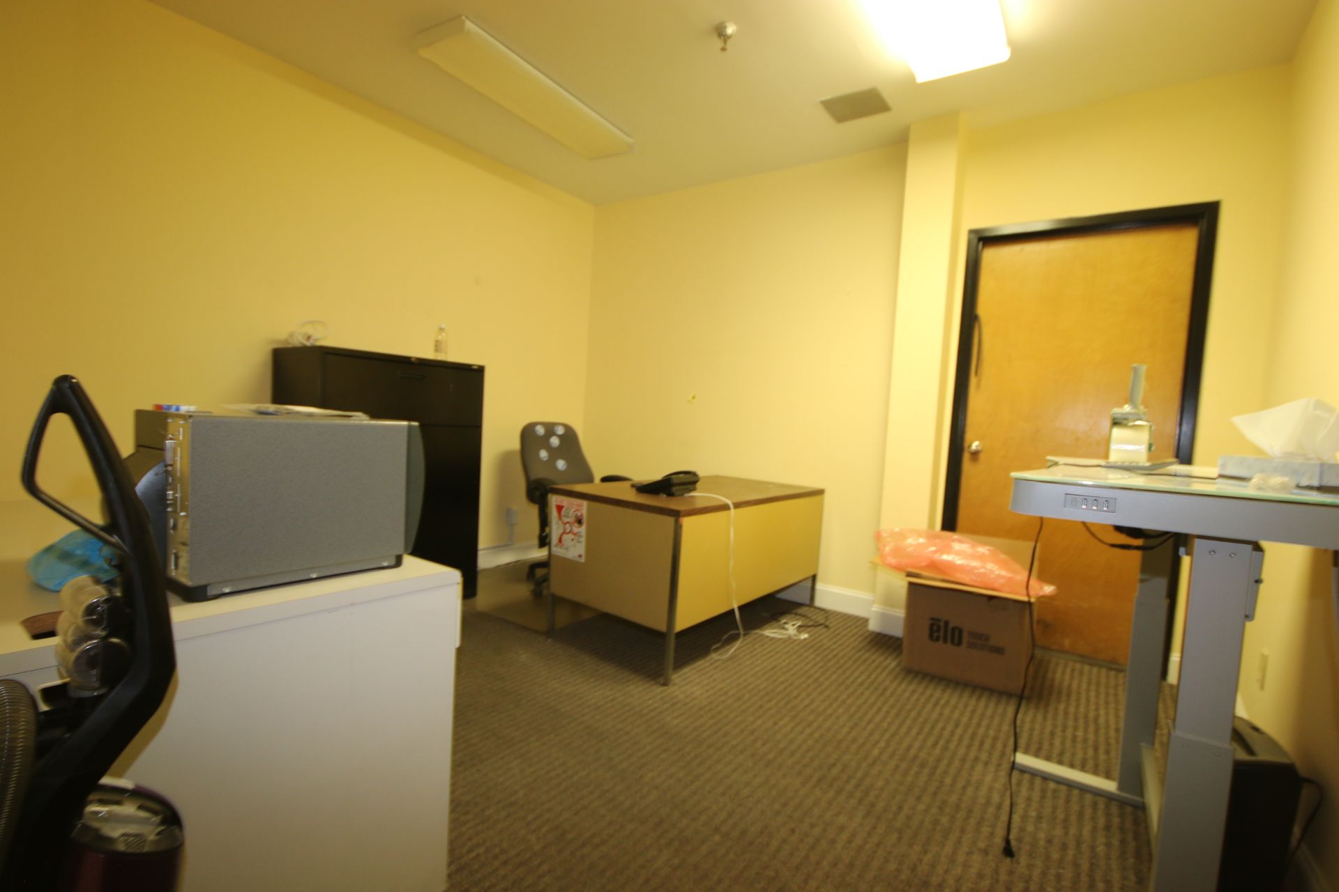 Remaining Contents of Front Office , Includes Other Present Contents As Photographed (LOCATED AT - Image 13 of 13
