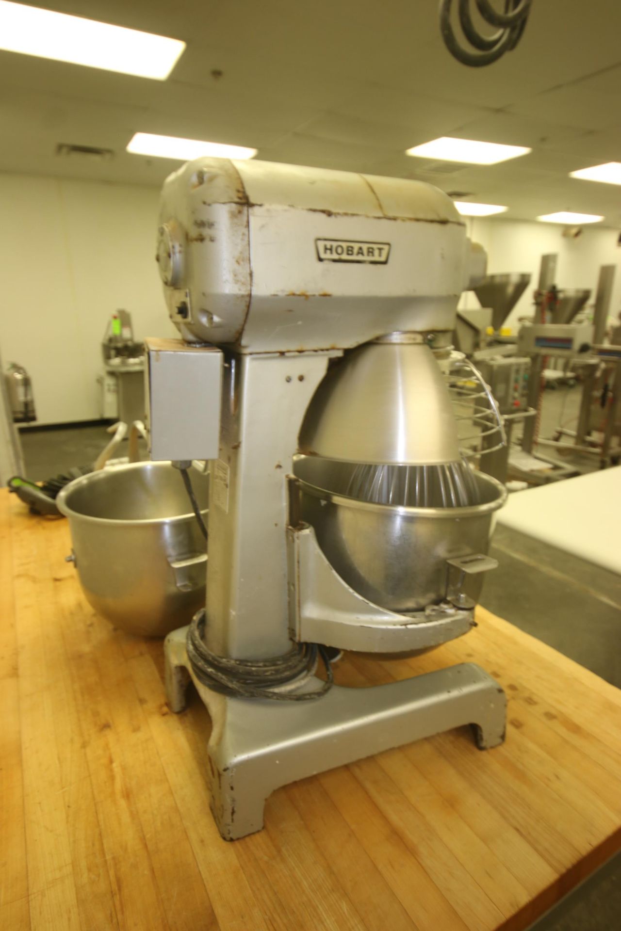 Hobart Counter Top Mixer, M/N A 200, S/N 11-376-471, 115 Volts, 1 Phase, with 1725 RPM Motor, - Image 6 of 7