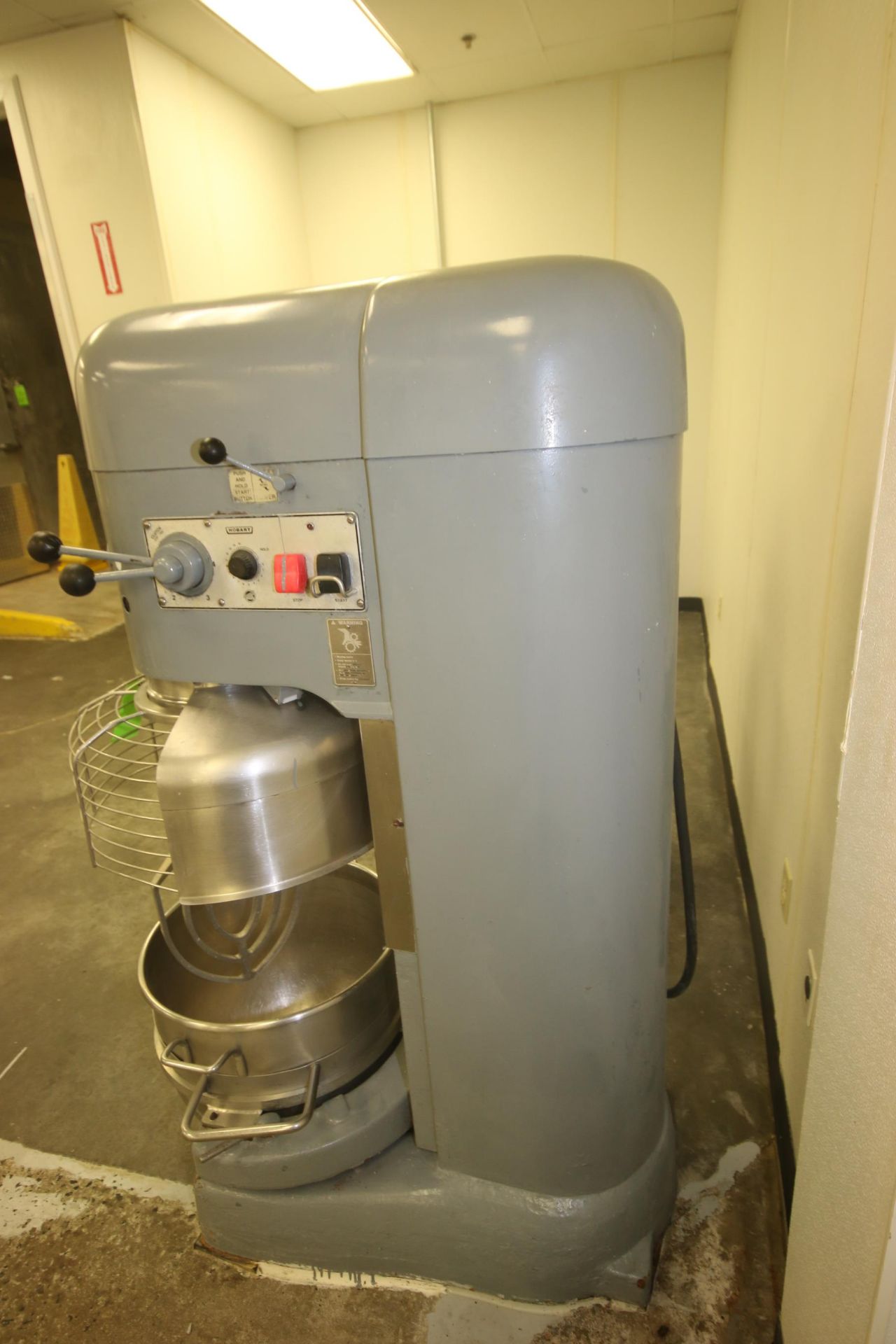 Hobart Mixer, M/N M802, S/N 31-1180-986, with 3 hp Motor, 1755 RPM, 200 Volts, 3 Phase, with S/S - Image 7 of 8