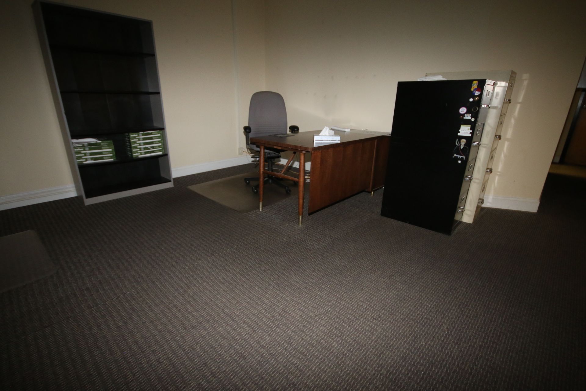 Remaining Contents of Front Office , Includes Other Present Contents As Photographed (LOCATED AT - Image 9 of 13