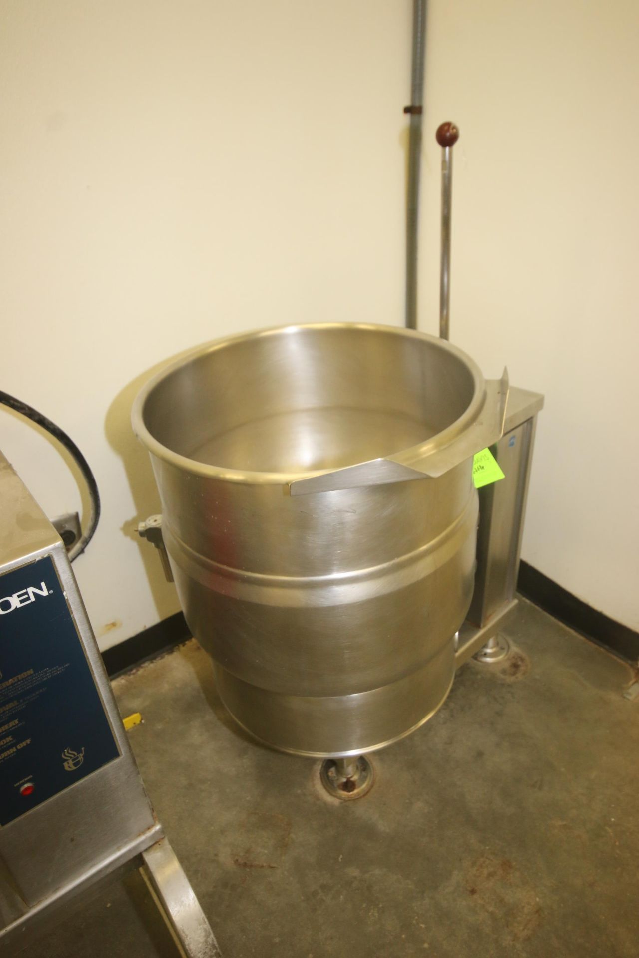 Crown 20 Gal. S/S Tilt Kettle, M/N EC-20, S/N 3580-7T-632, MAWP 50 PSI @ 298 F, NAT'L BD #: 29553, - Image 2 of 6