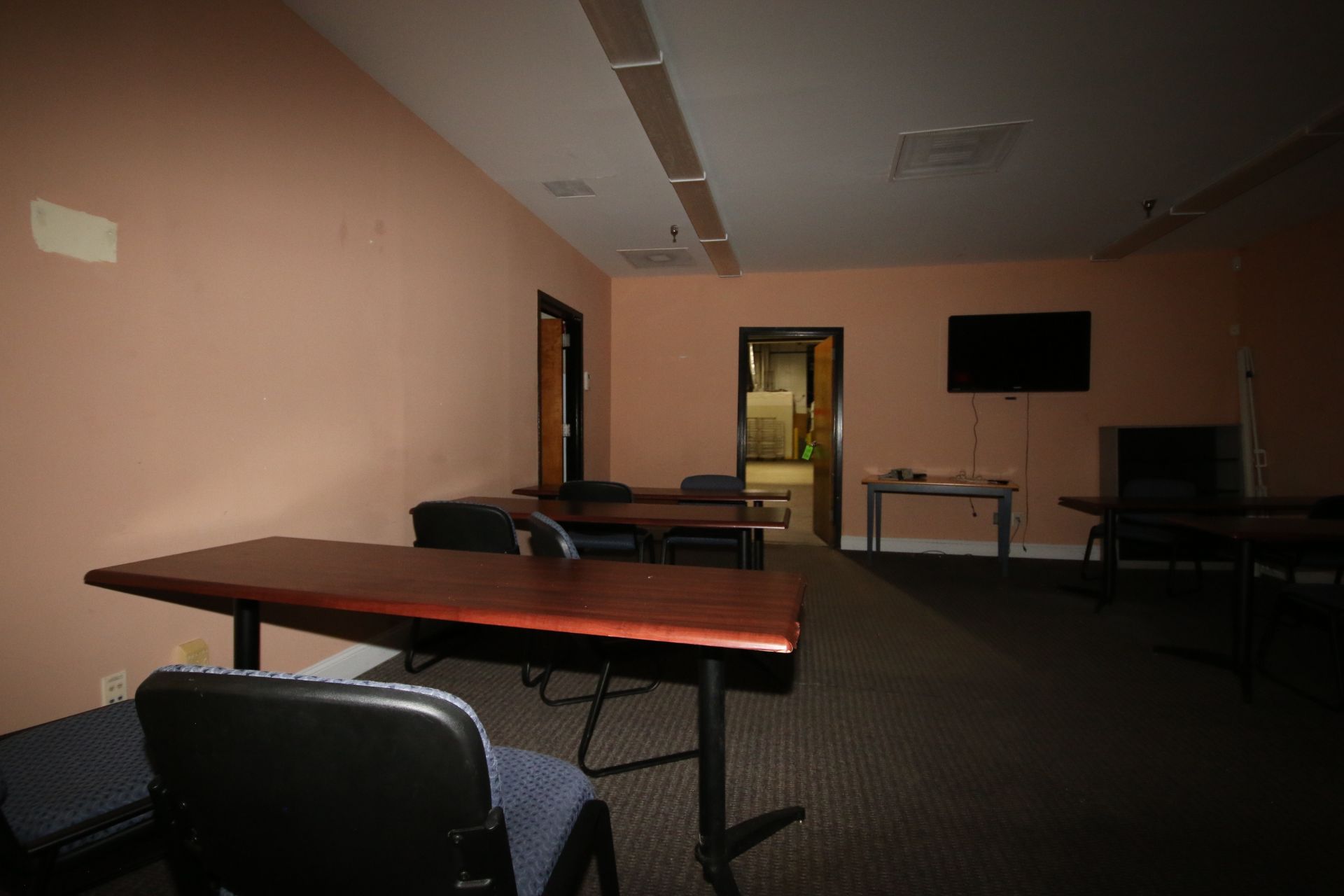 Remaining Contents of Front Office , Includes Other Present Contents As Photographed (LOCATED AT - Image 6 of 13