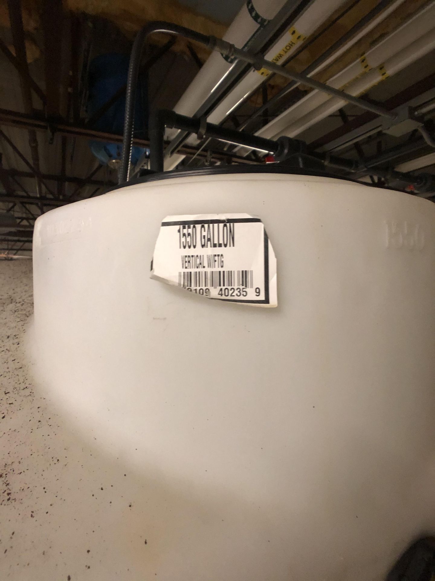 1,550 Gallon Fiberglass Tank (SOLD SUBJECT TO BULK BID IN LOT 152 A) - Image 4 of 5