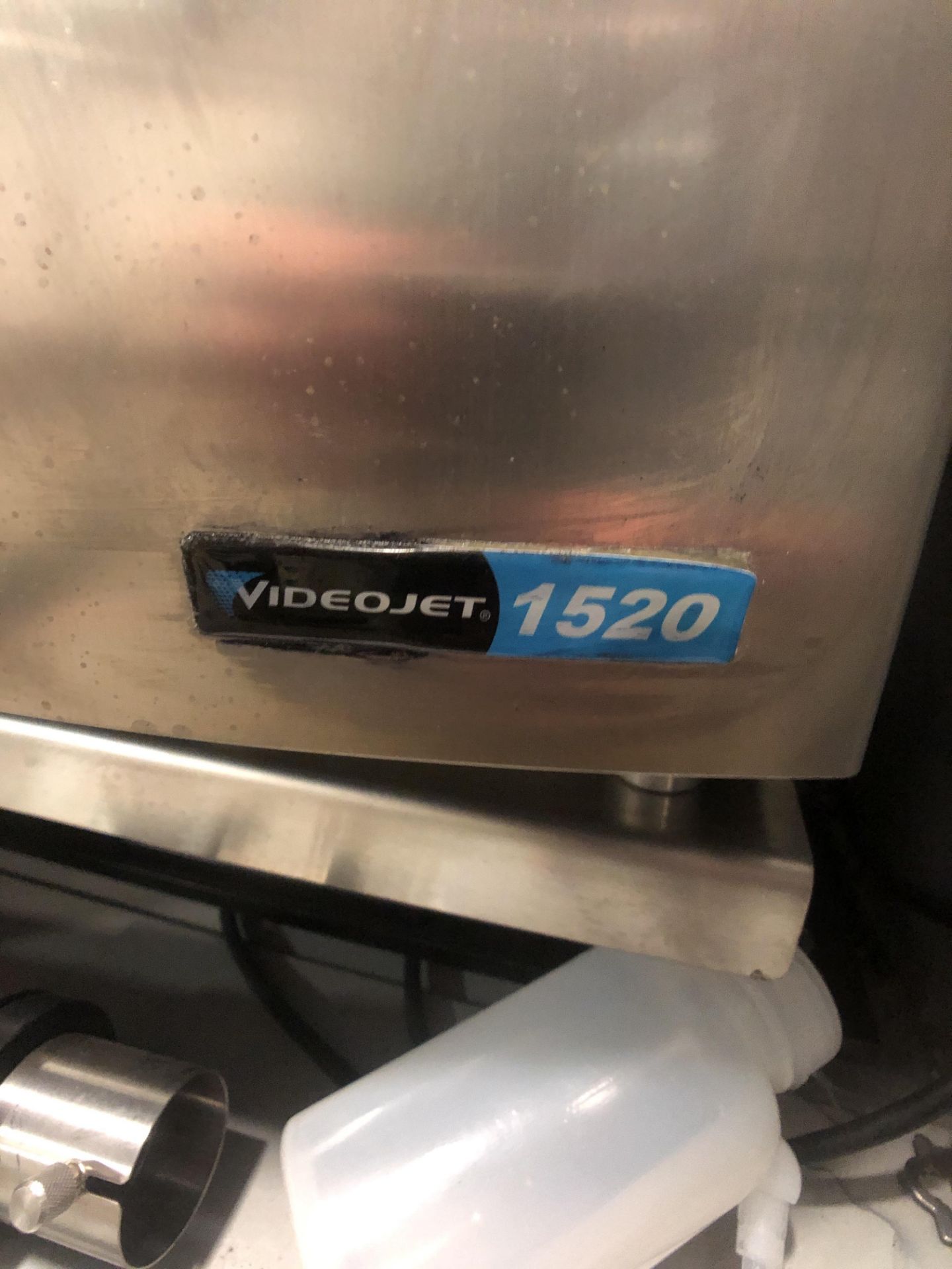 Videojet Date Coder, Model 1520, Mounted on Portable Cabinet - Image 4 of 6