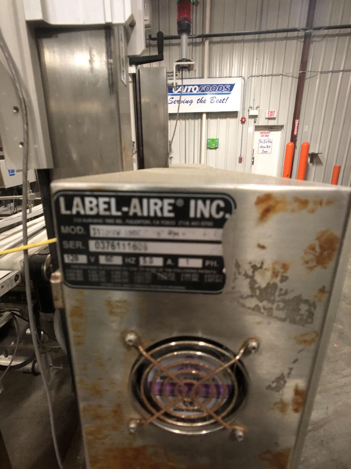 LABEL-AIRE CONVEYORIZED TOP AND BOTTOM ROLL-FED PRESSURE SENSITIVE LABELER, MODEL 3115NV-1500, S/N - Image 9 of 11