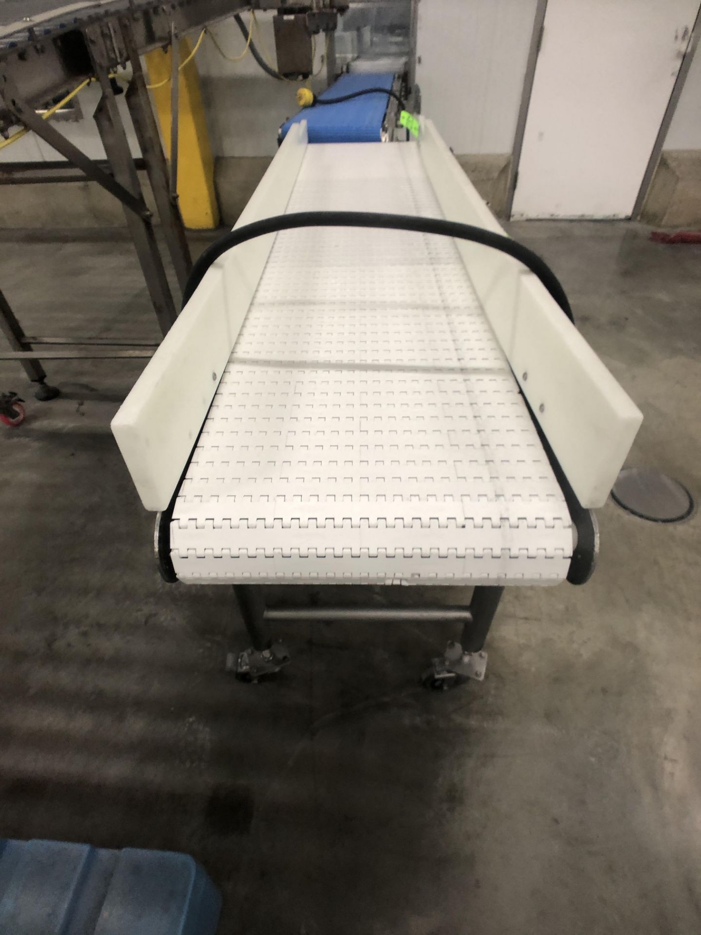 S/S CONVEYOR MOUNTED ON CASTERS W/ S/S MOTOR (NO INFO) - Image 2 of 4