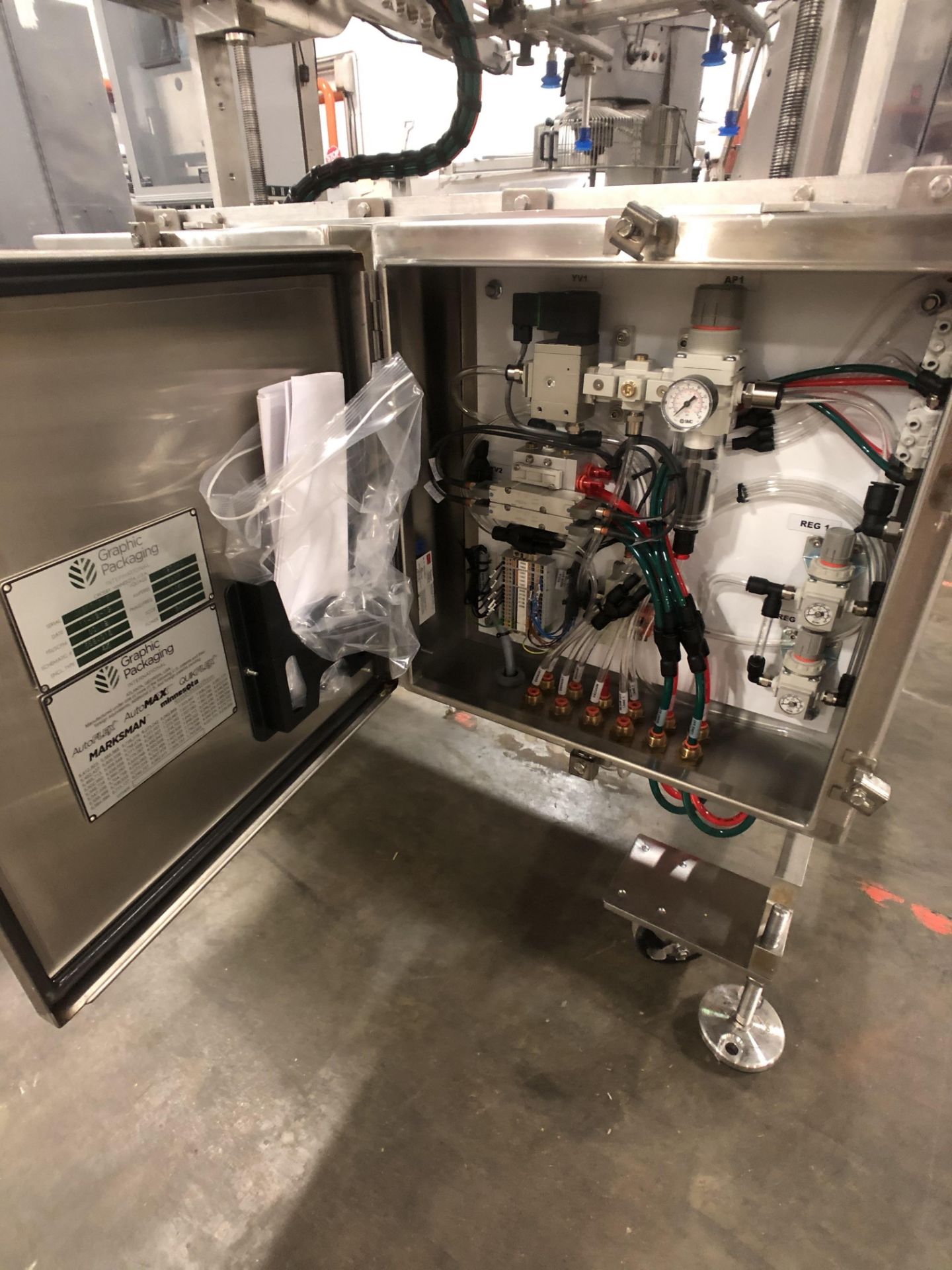 2019 Graphic Packaging Reciprocating Pick and Place Packaging Denester, S/N J4200-912 - Image 8 of 13