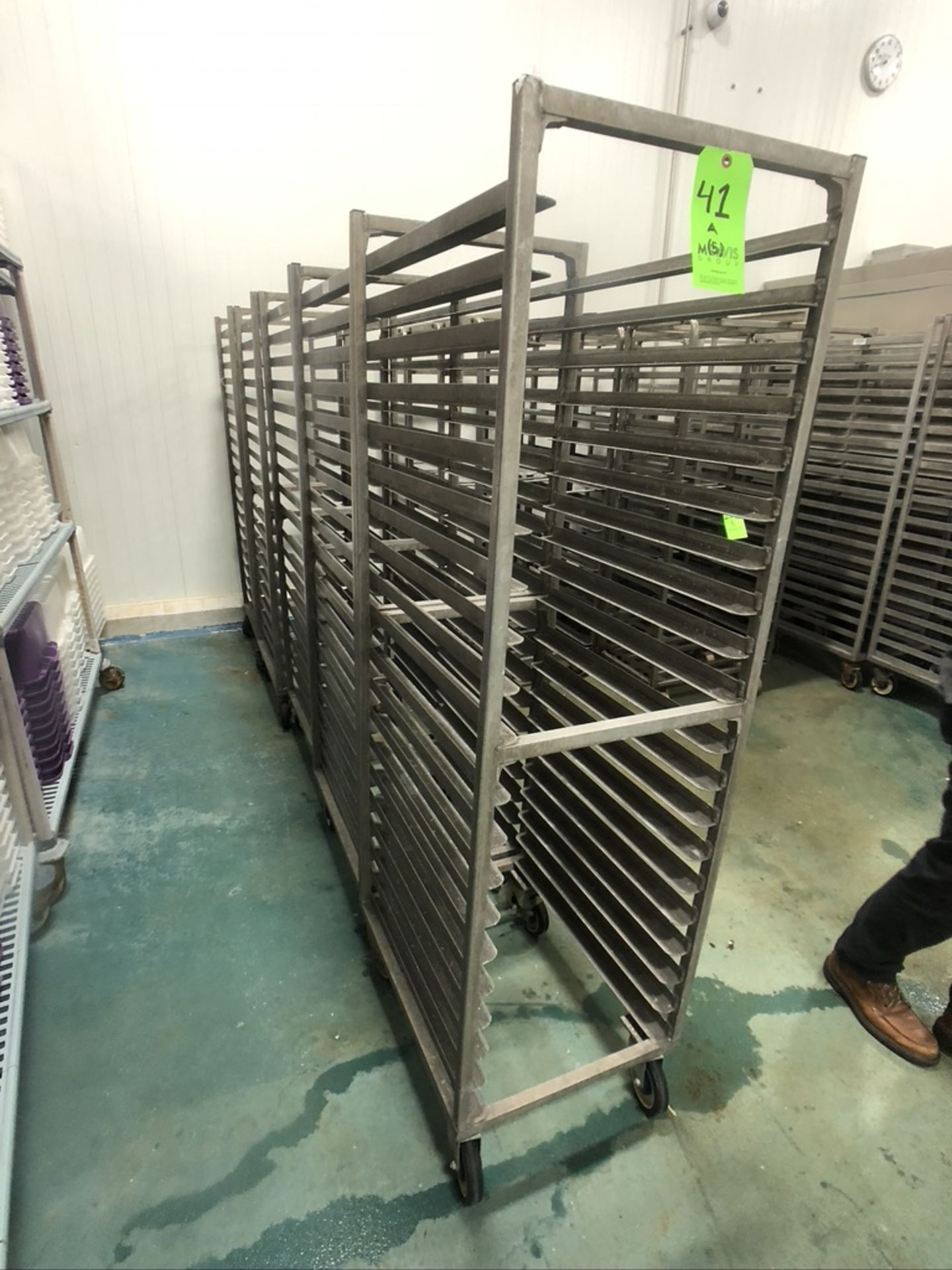 NEWAGE INDUSTRIAL (5) ALUMMINUM END LOAD 20-PAN PORTABLE SHEET/PAN RACK, 3'' SPACE (APPX $450 NEW) - Image 3 of 7