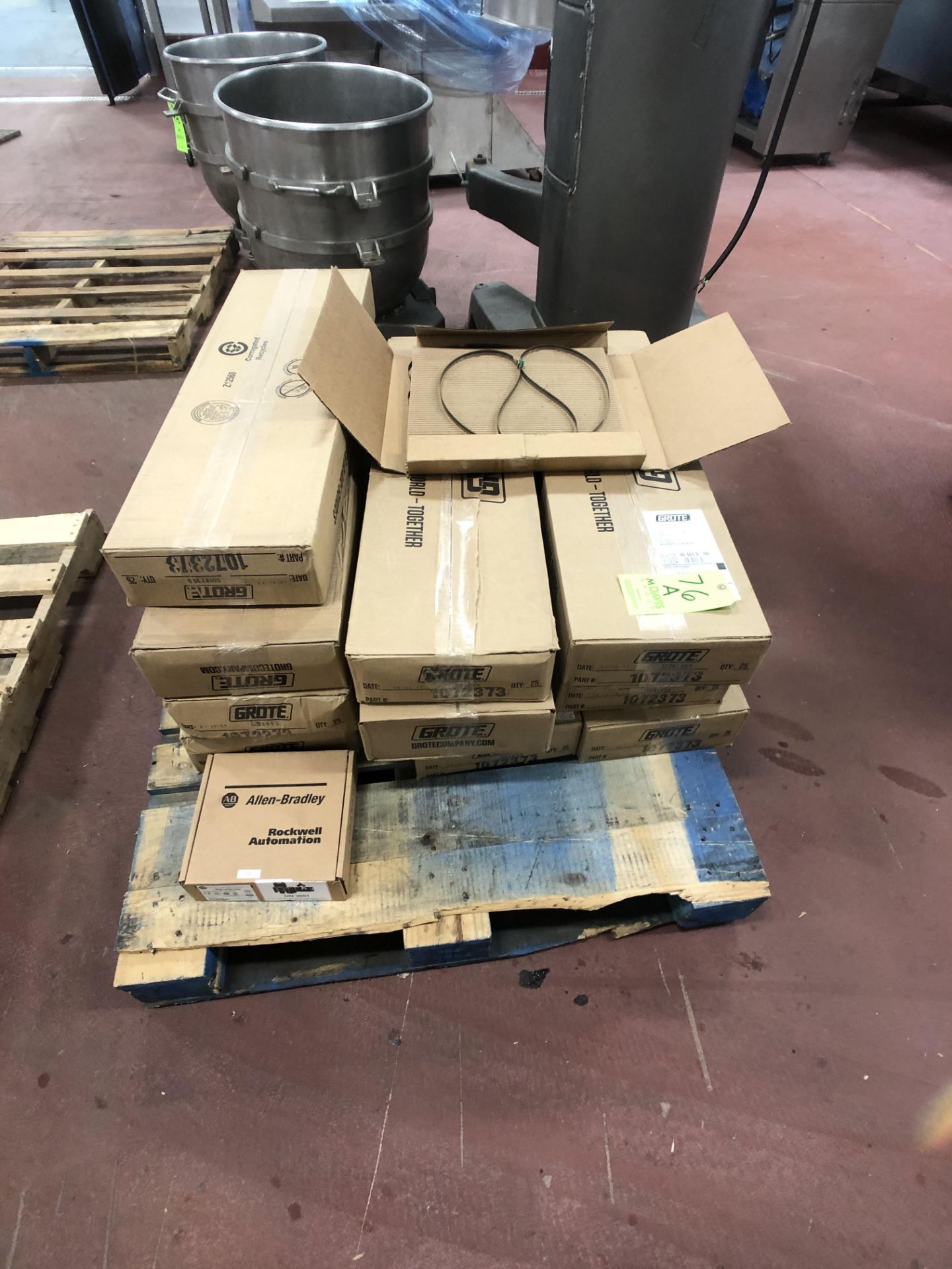 APPX 250 NEW GROTE SLICER BLADES AND NEW ALLEN-BRADLEY PANELVIEW 800 HMI TERMINAL 4''