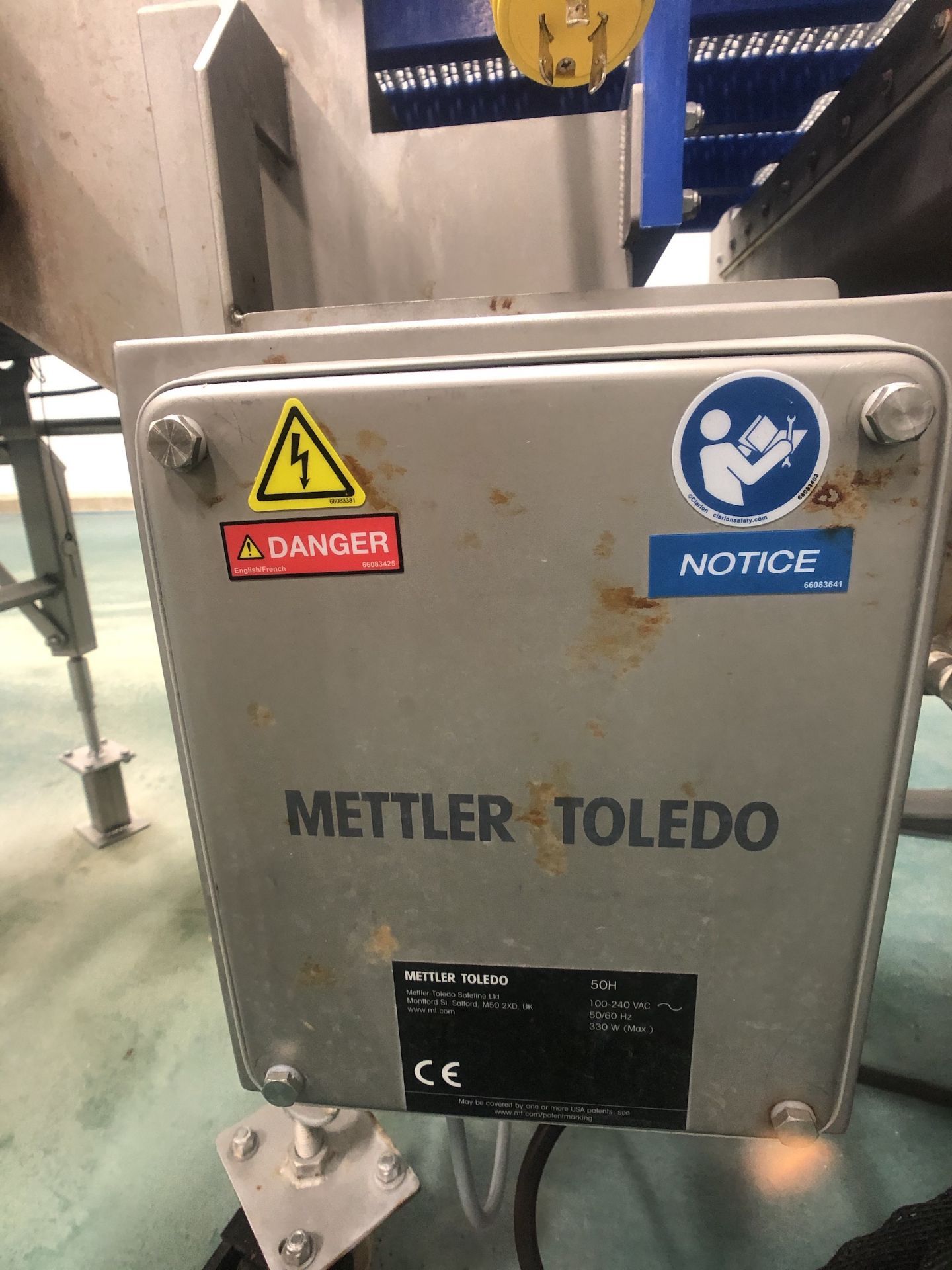 METTLER TOLEDO V3/SS/R/300 KH2 CONVEYORIZED METAL DETECTOR WITH PRODUCT REJECT STATION, S/N - Image 4 of 17
